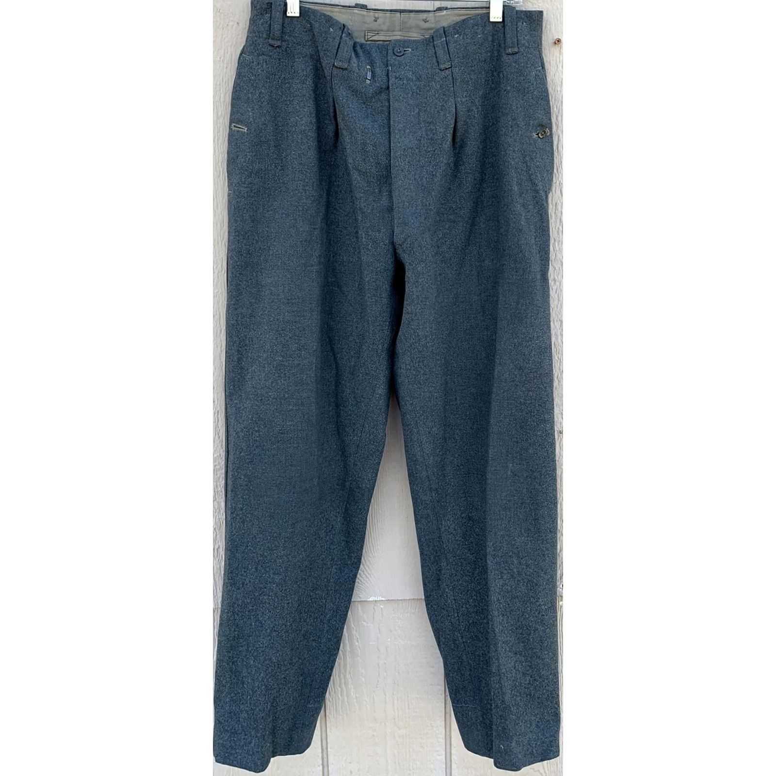 Vintage Vintage Wool Military Pants Trousers Button Fly 33 in waist 30 in inseam Green Military/Workwear Mens Size US 33 - 5 Thumbnail