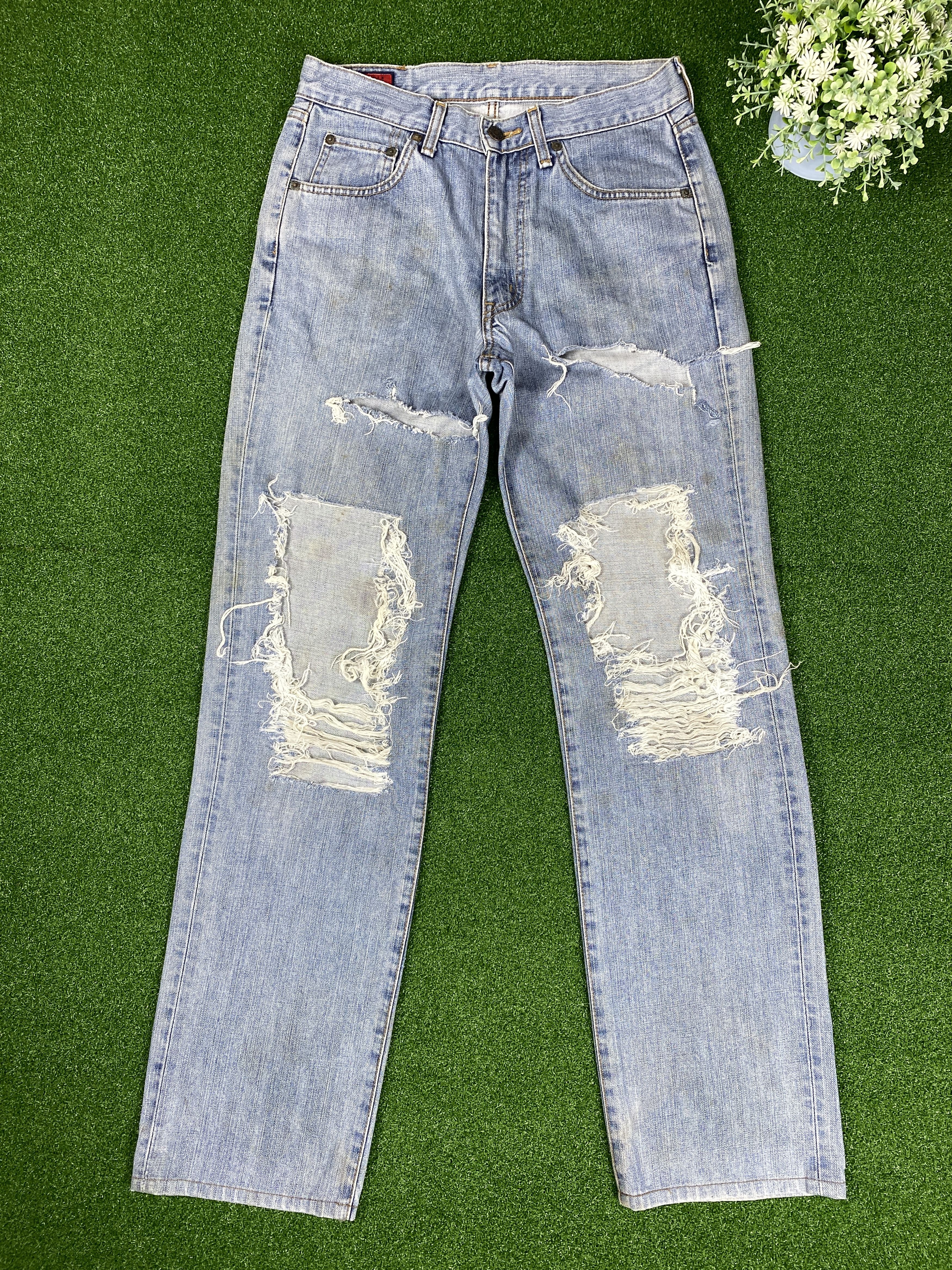 Edwin Vintage Edwin Distressed Mid Wash Jeans CP0030 Size US 30 / EU 46 - 1 Thumbnail