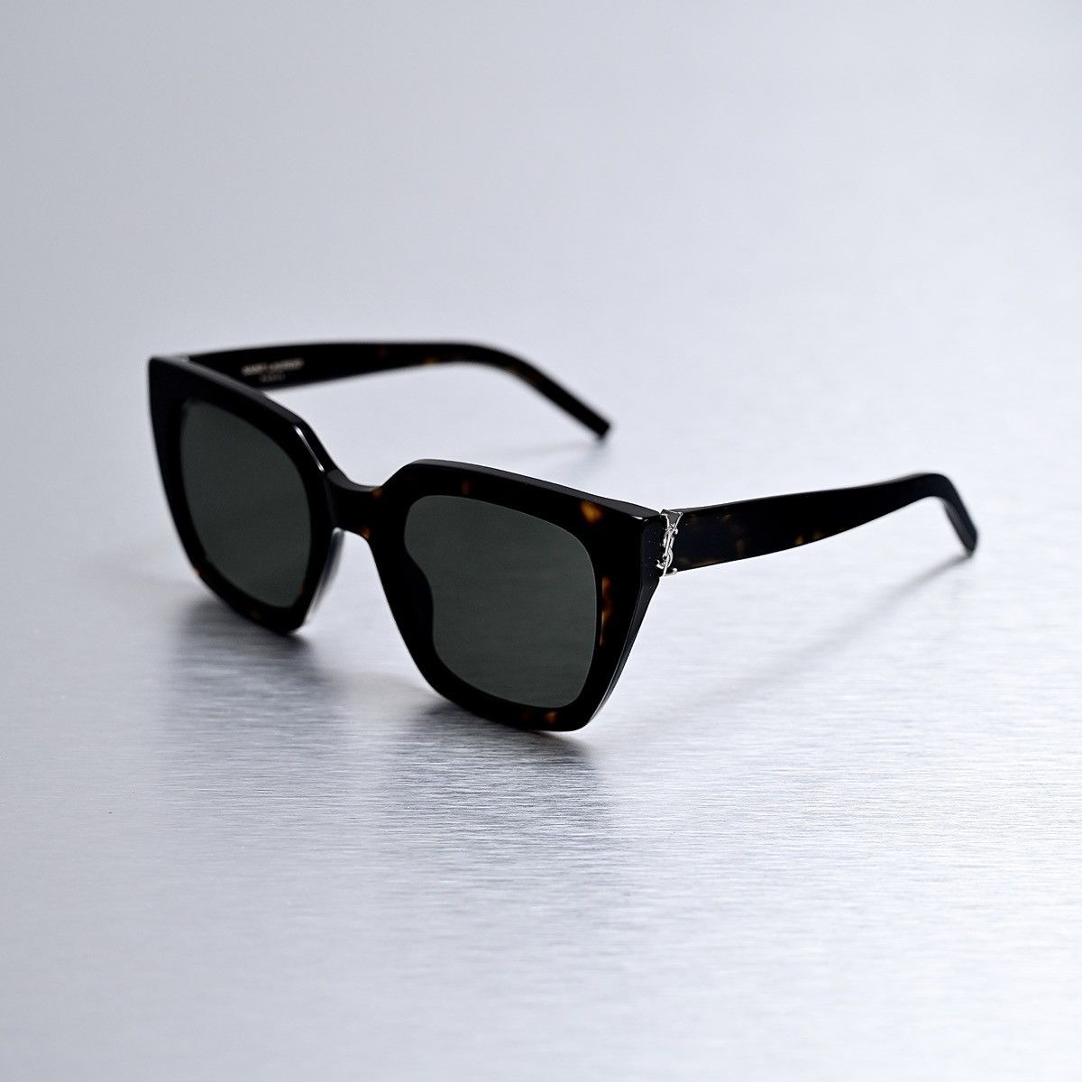 Saint Laurent Paris SAINT LAURENT SL M143 002 GLASSES Size ONE SIZE - 1 Thumbnail