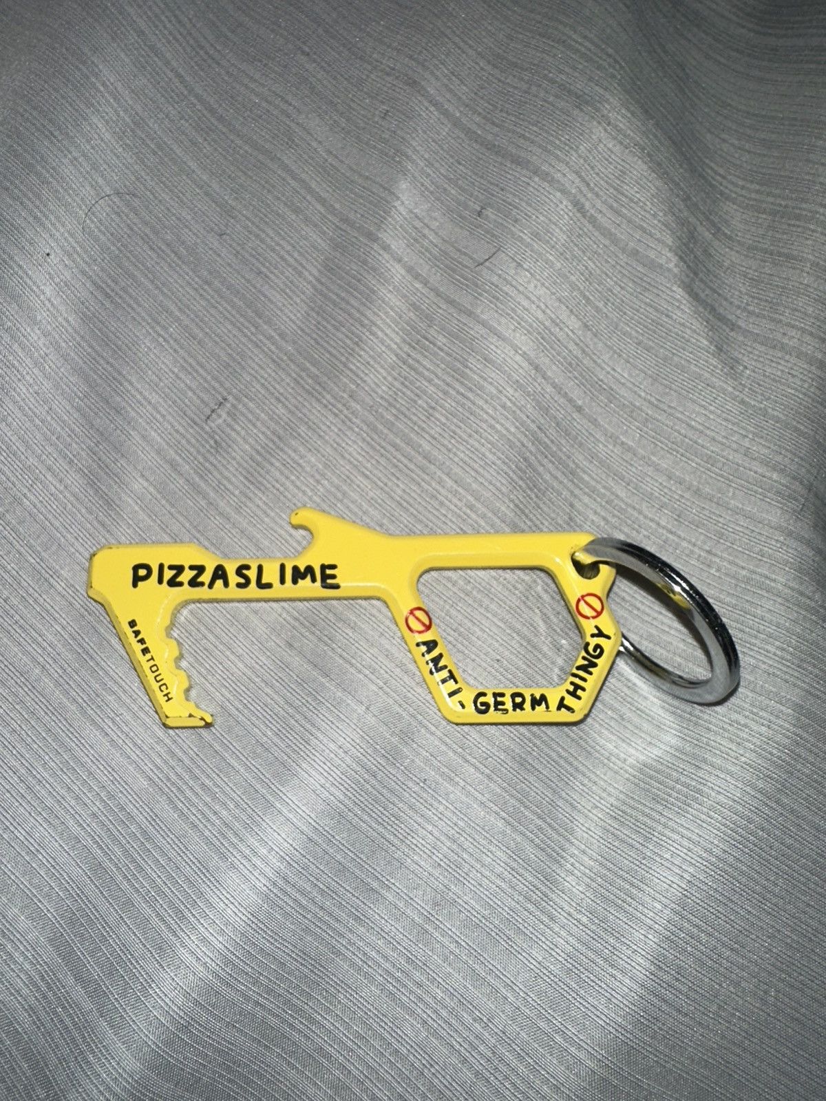 Pizza Slime × Vintage PizzaSlime Anti Germ Thingy Keychain Size ONE SIZE - 2 Thumbnail