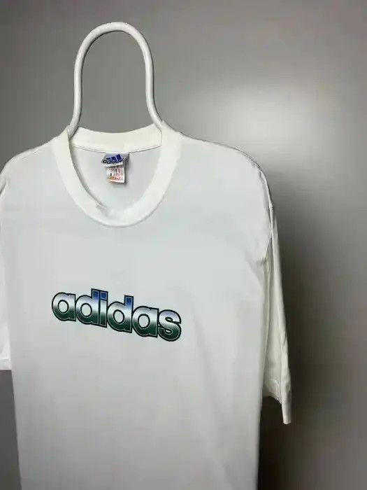 Adidas Adidas T-shirt vintage big logo band tee size XL white Size US XL / EU 56 / 4 - 2 Thumbnail