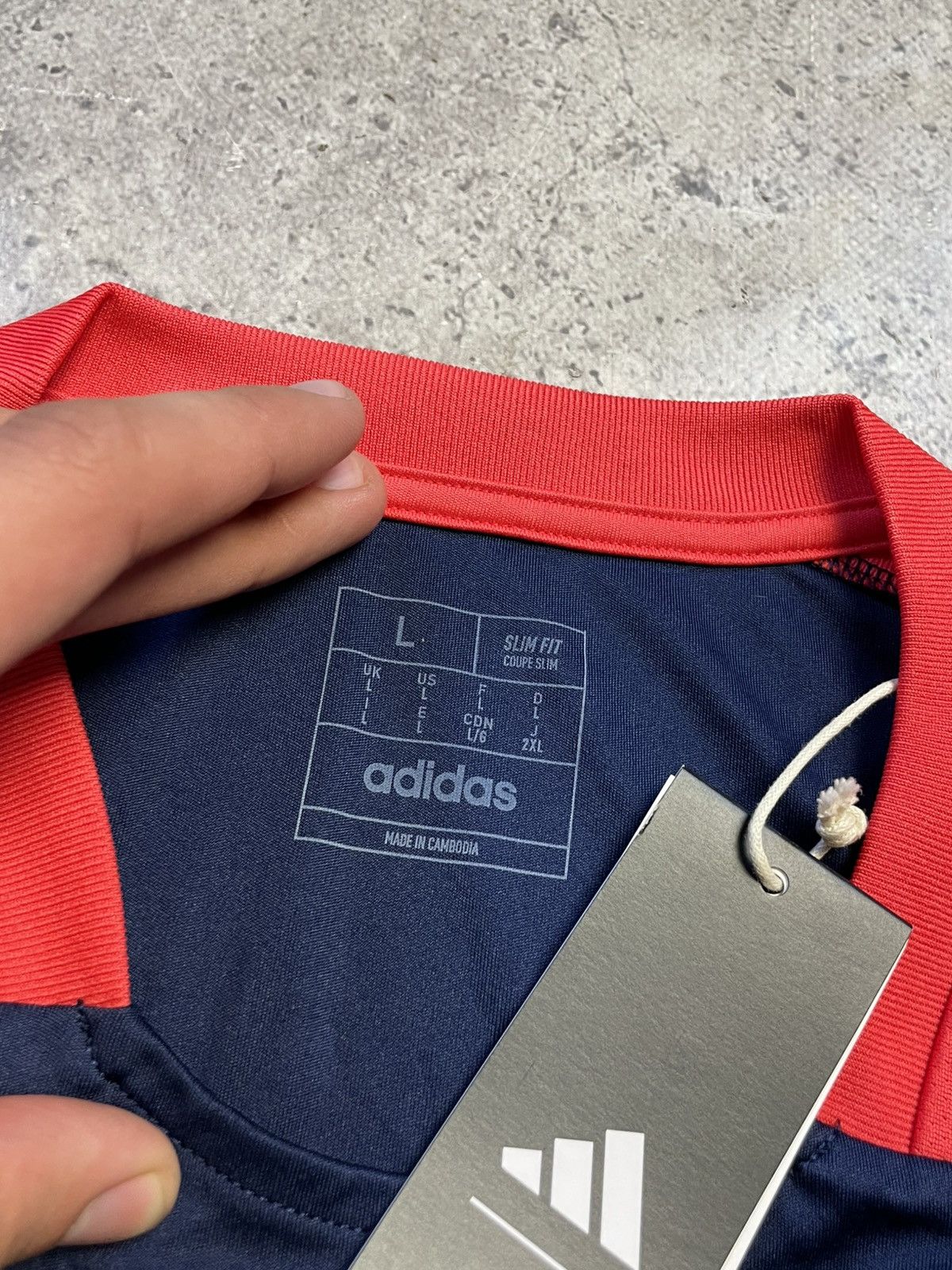 Adidas Adidas Manchester United 2024 Away Kit Soccer Jersey Size US L / EU 52-54 / 3 - 6 Thumbnail