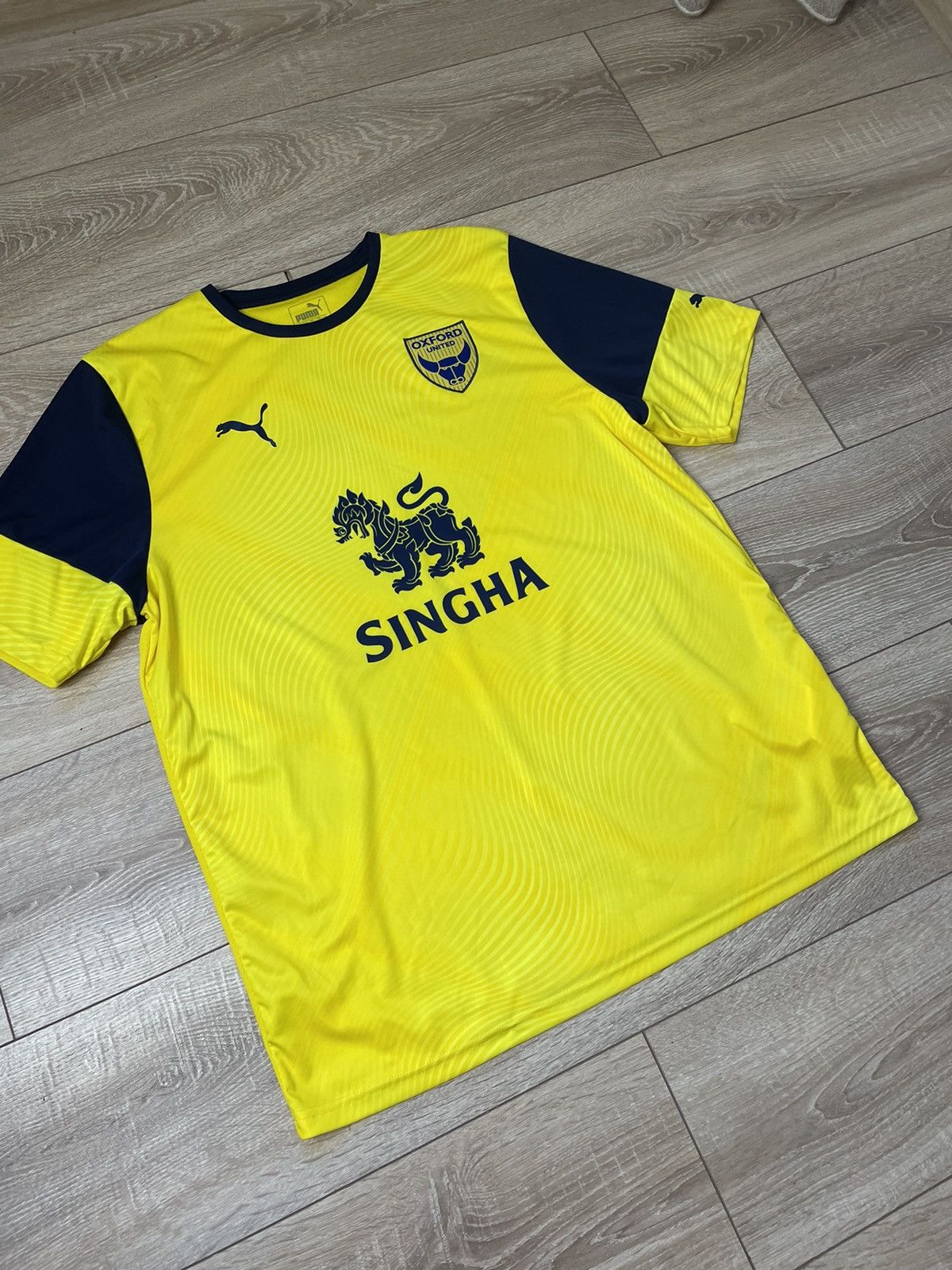 Puma OXFORD UNITED 2018/2019 HOME FOOTBALL SHIRT PUMA SIZE Xl Size US XL / EU 56 / 4 - 3 Thumbnail