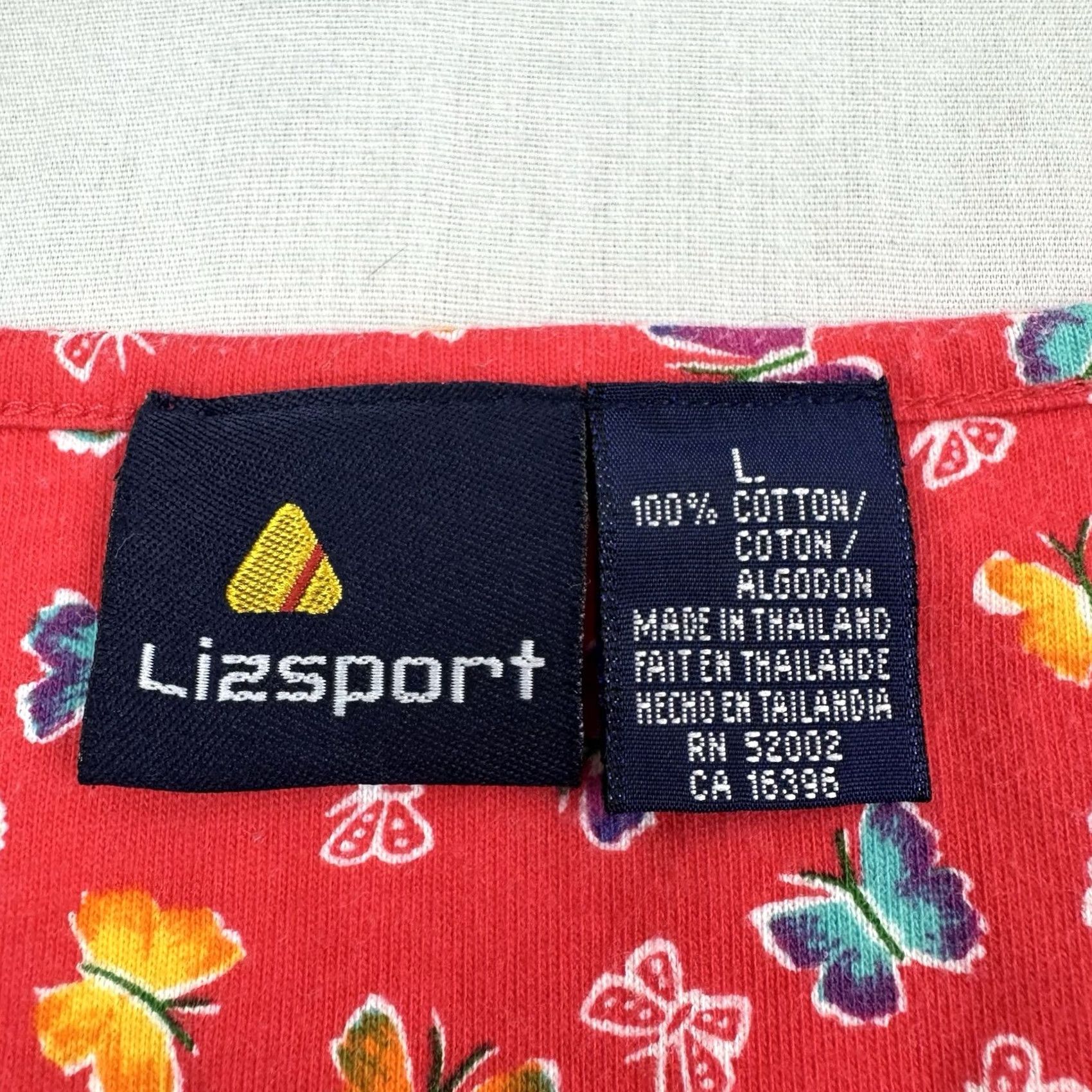 Vintage VINTAGE Liz Sport T Shirt Womens Large Butterfly Print All Over Nature Y2K Size L / US 10 / IT 46 - 2 Thumbnail