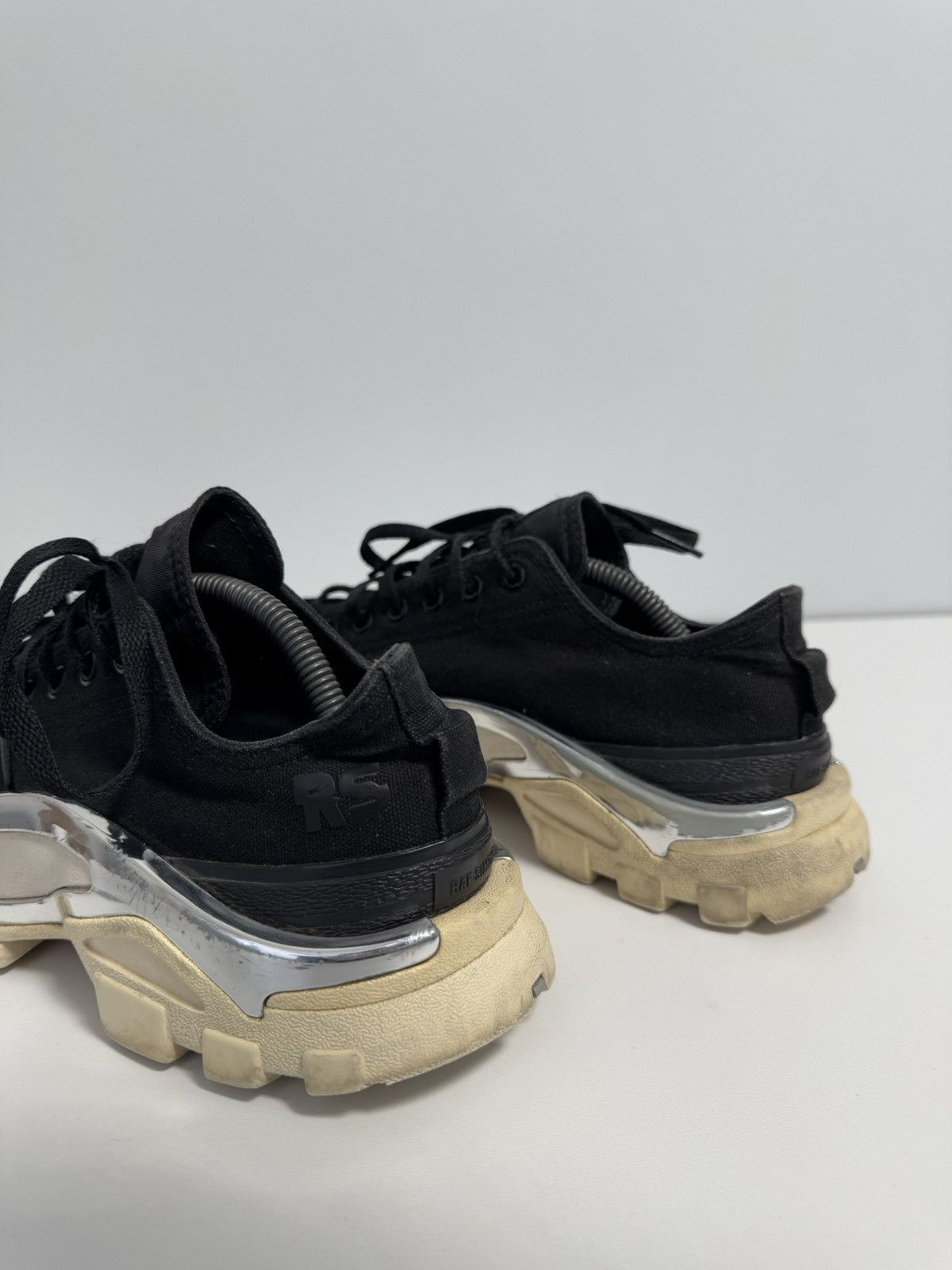 Adidas × Raf Simons Adidas X Raf Simons Rare Black Detroit Runner Low Top Size US 8 / EU 41 - 8 Thumbnail