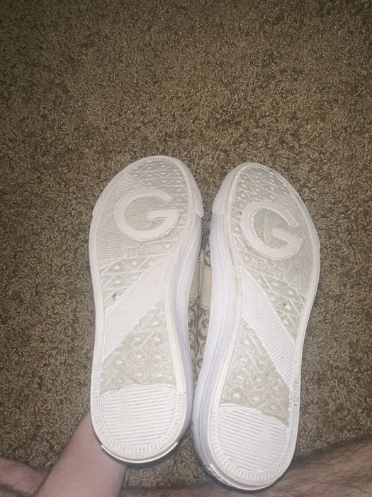 vintage guess sneakers