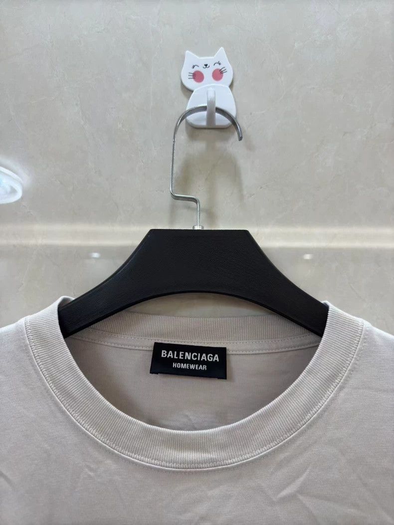Balenciaga Balenciaga Hotel resort embroidery logo short sleeve Size US M / EU 48-50 / 2 - 2 Thumbnail