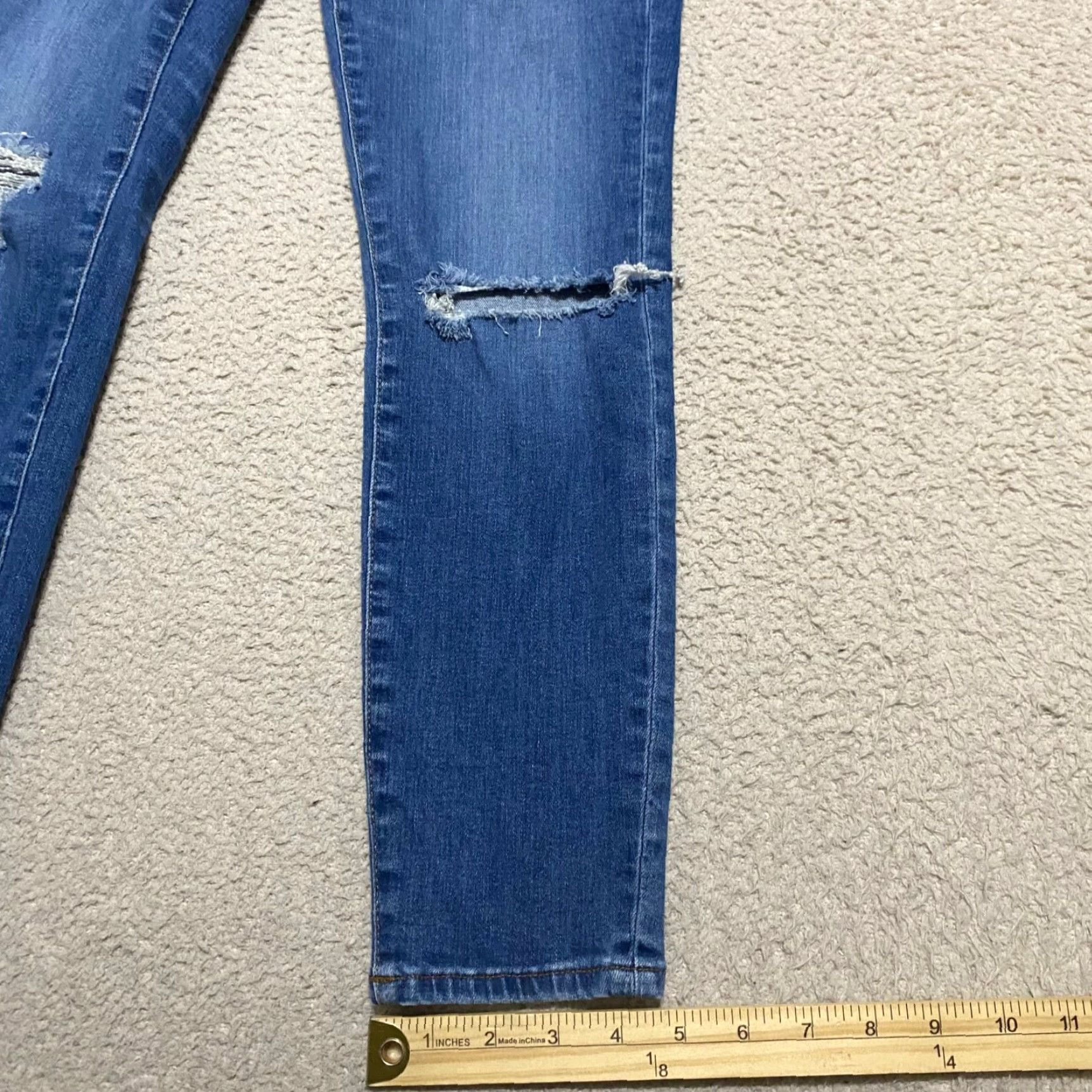 Madewell Madewell Jeans Womens Blue Denim High Rise Skinny Crop Distressed 27 Regular 5-Pocket Style Womens Jeans Size 27" / US 4 / IT 40 - 2 Thumbnail