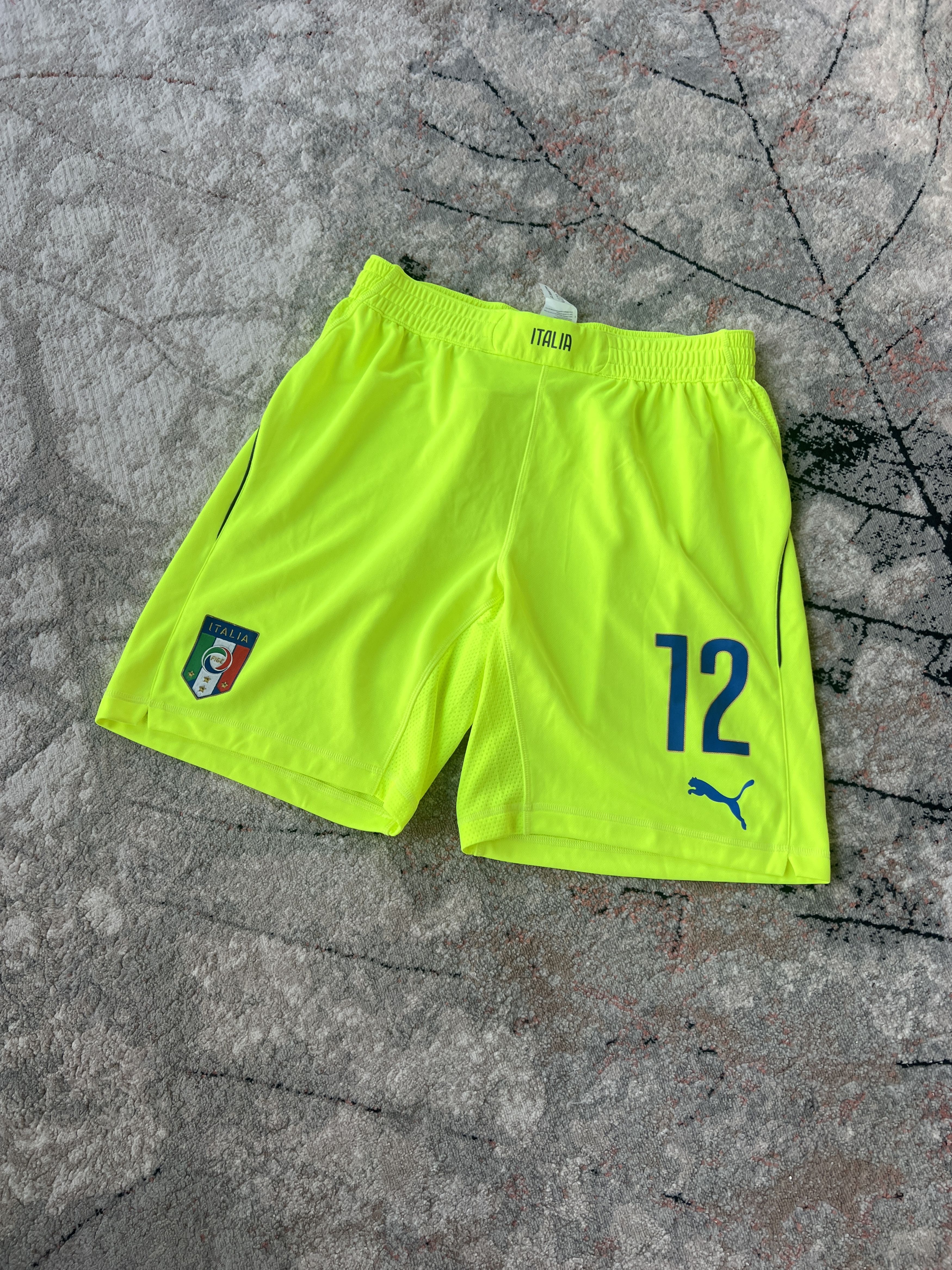 Puma Puma Italia 12 Football Jersey Size US 34 / EU 50 - 1 Thumbnail