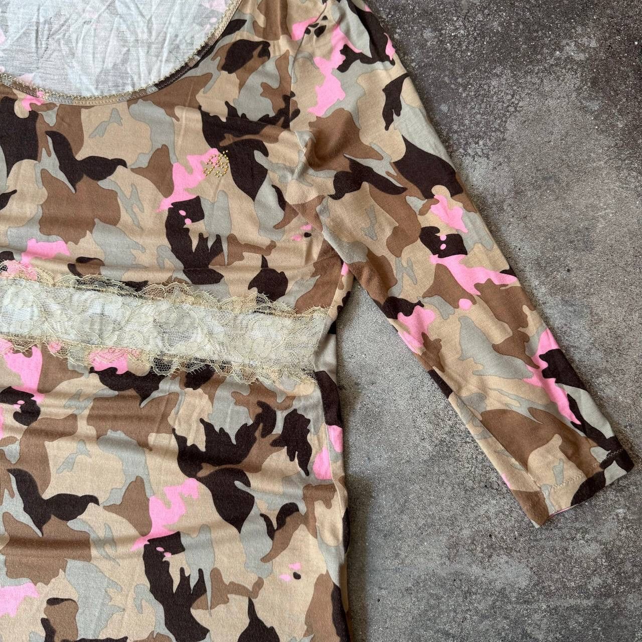 Blumarine × Vintage Blumarine Vintage 3/4 Sleeve Camo Blouse Size L / US 10 / IT 46 - 7 Thumbnail