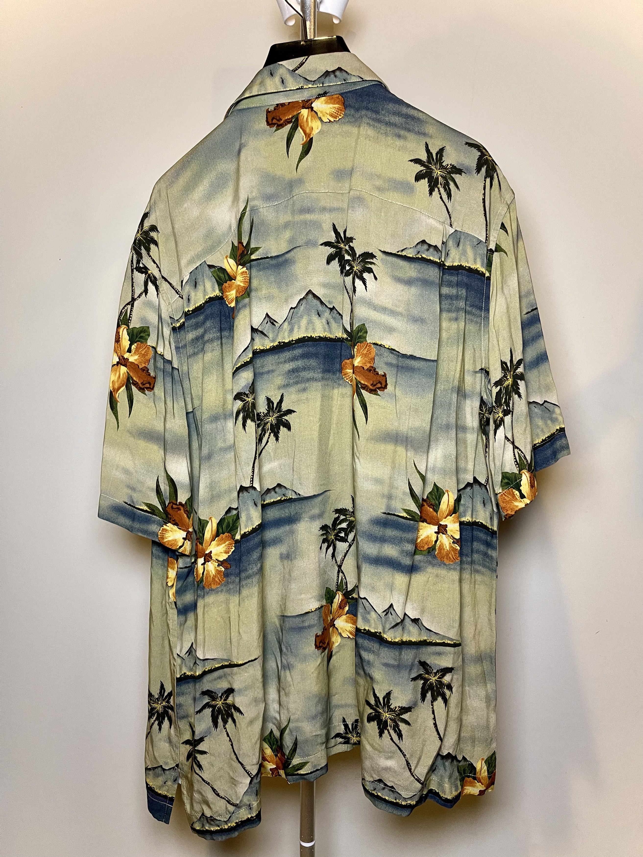 LOOSE HAWAIIAN SHIRT IN PRINTED VISCOSE SPRING 2023