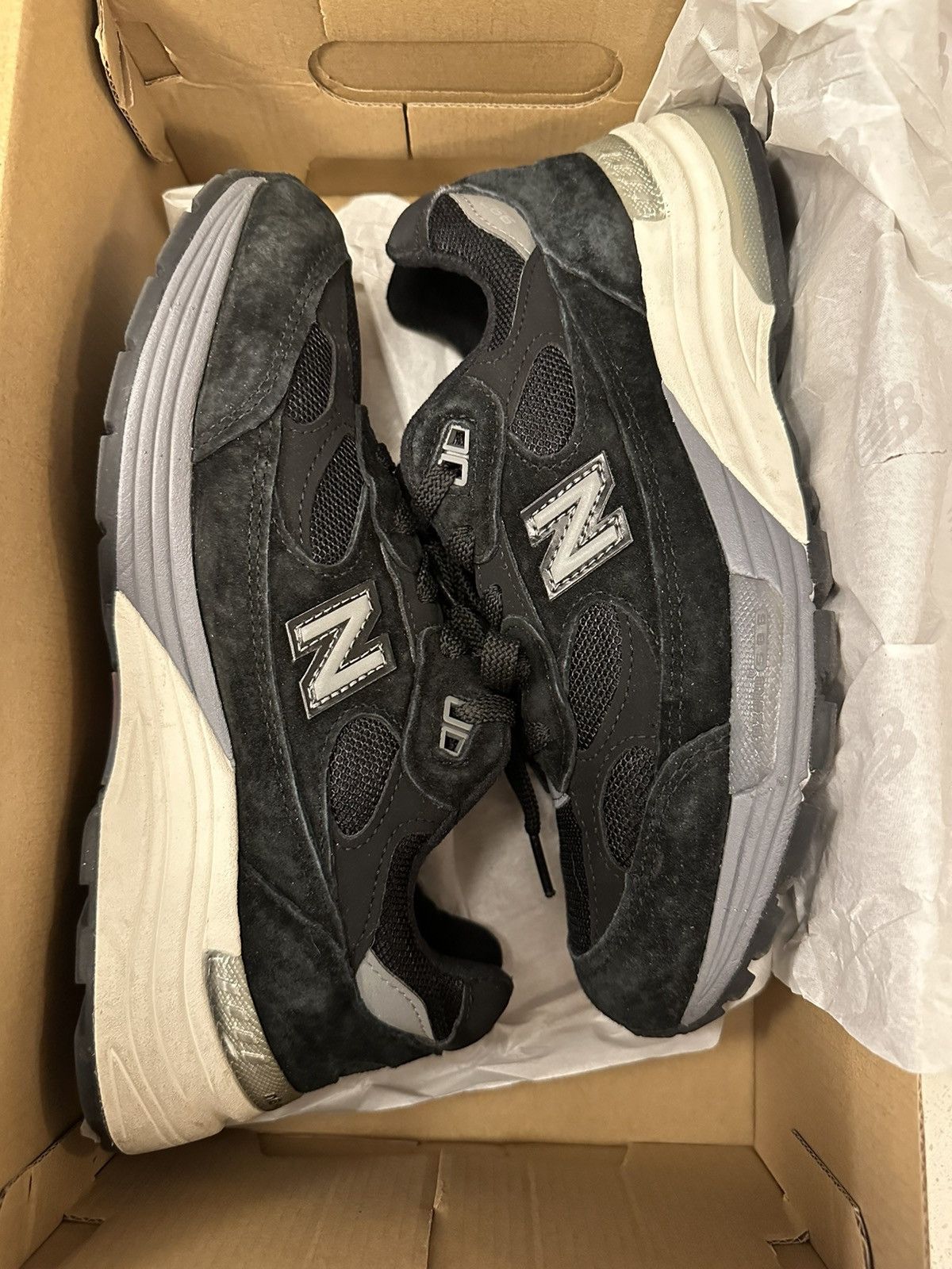 New Balance NEW BALANCE 992 BLACK / GREY (US M 6) | Grailed