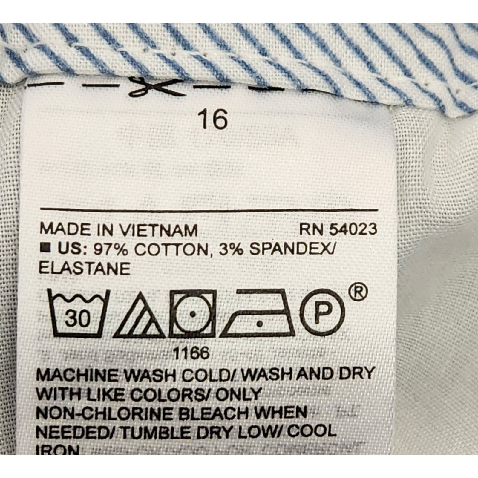 Old Navy Old Navy Gray Everyday Flat Front Slashed Pockets Shorts 16 Size 38" / US 16 / IT 52 - 5 Thumbnail