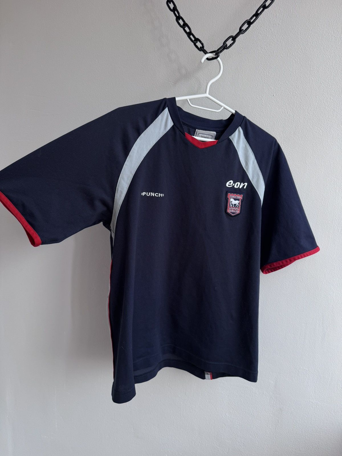 Vintage IPSWICH TOWN 1999 2001 FOOTBALL SOCCER SHIRT JERSEY PUNCH Size US S / EU 44-46 / 1 - 3 Thumbnail