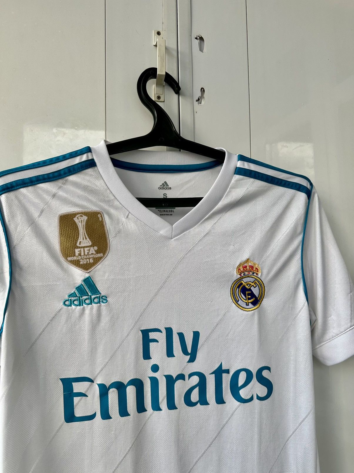 Adidas Ronaldo 2016/2017 Real Madrid Adidas Jersey Size US S / EU 44-46 / 1 - 7 Thumbnail