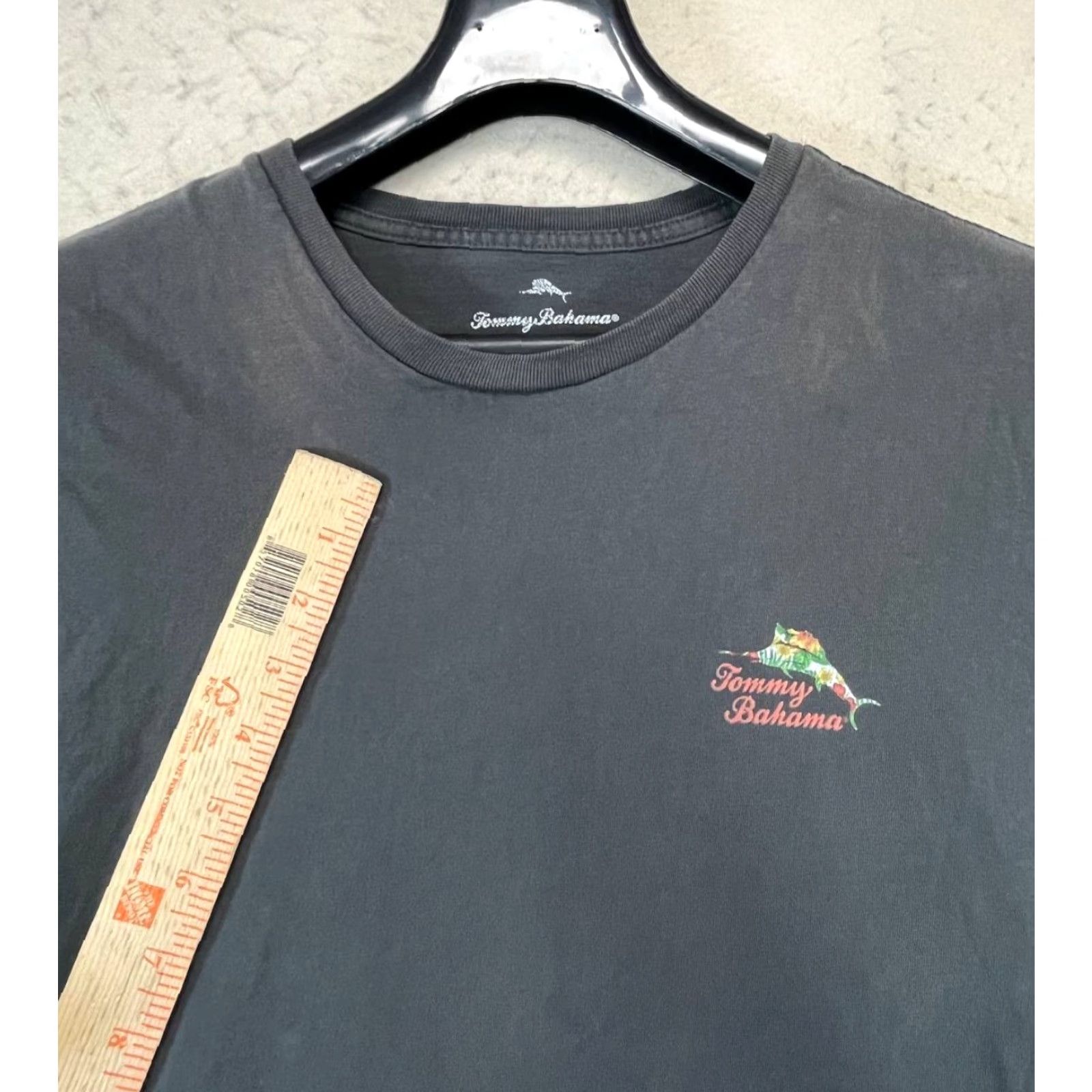 Tommy Bahama Tommy Bahama T-Shirt Men Large Gray Short Sleeve Crew Neck Graphic Print Logo All Seasons Regular Cotton Humble Ha Ho Ho? Size US L / EU 52-54 / 3 - 5 Thumbnail