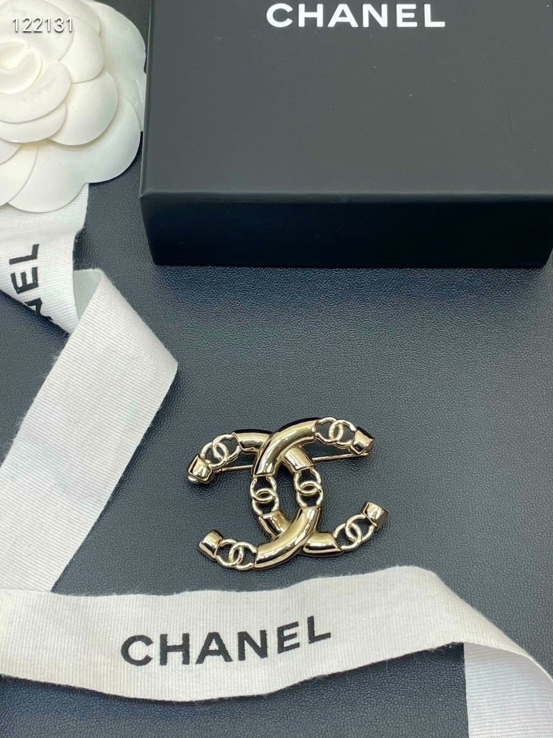 Chanel Chanel Hollow Metal Double C Brooch Size ONE SIZE - 1 Thumbnail