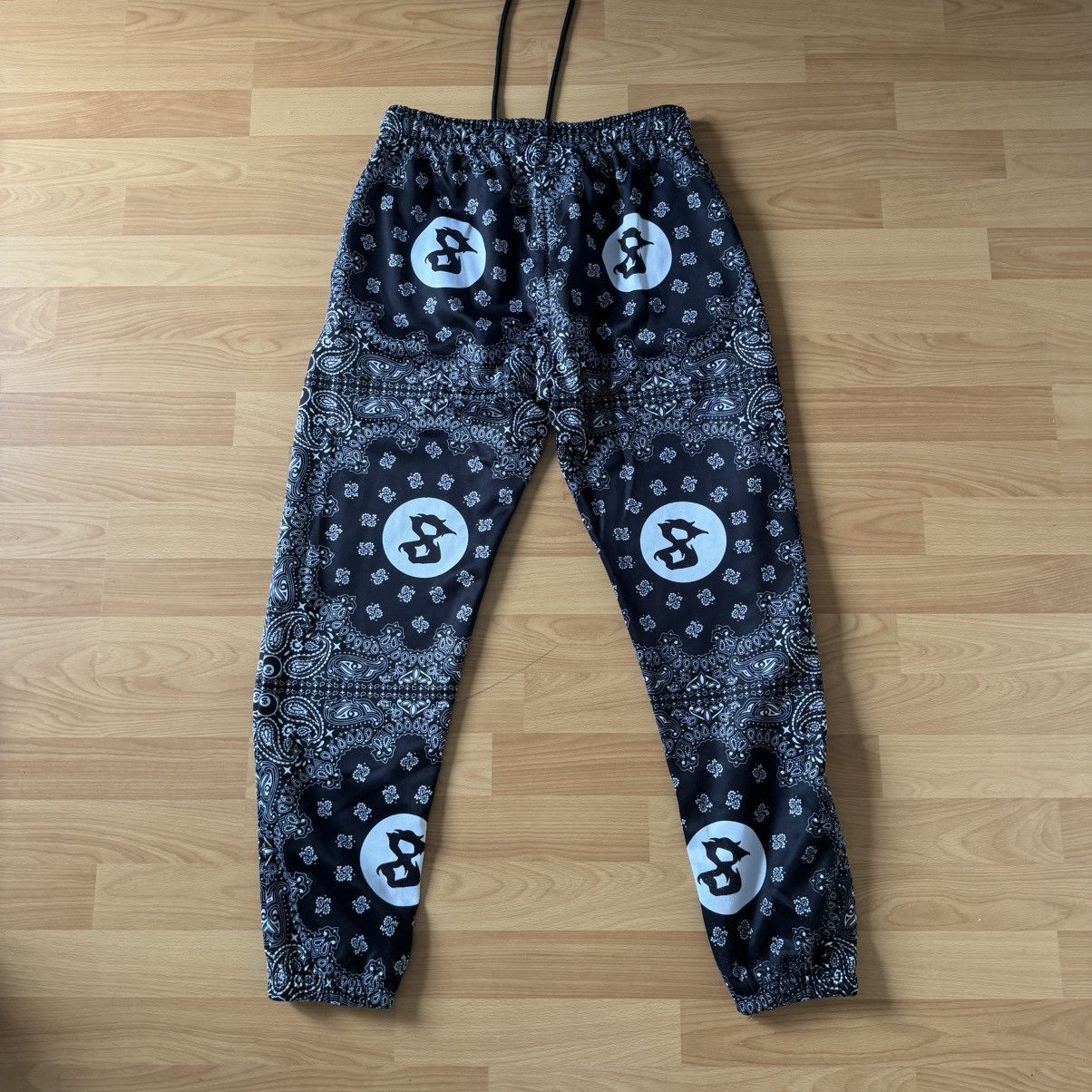 Section 8 Section 8 Bandana Sweatpants Size US 30 / EU 46 - 2 Thumbnail