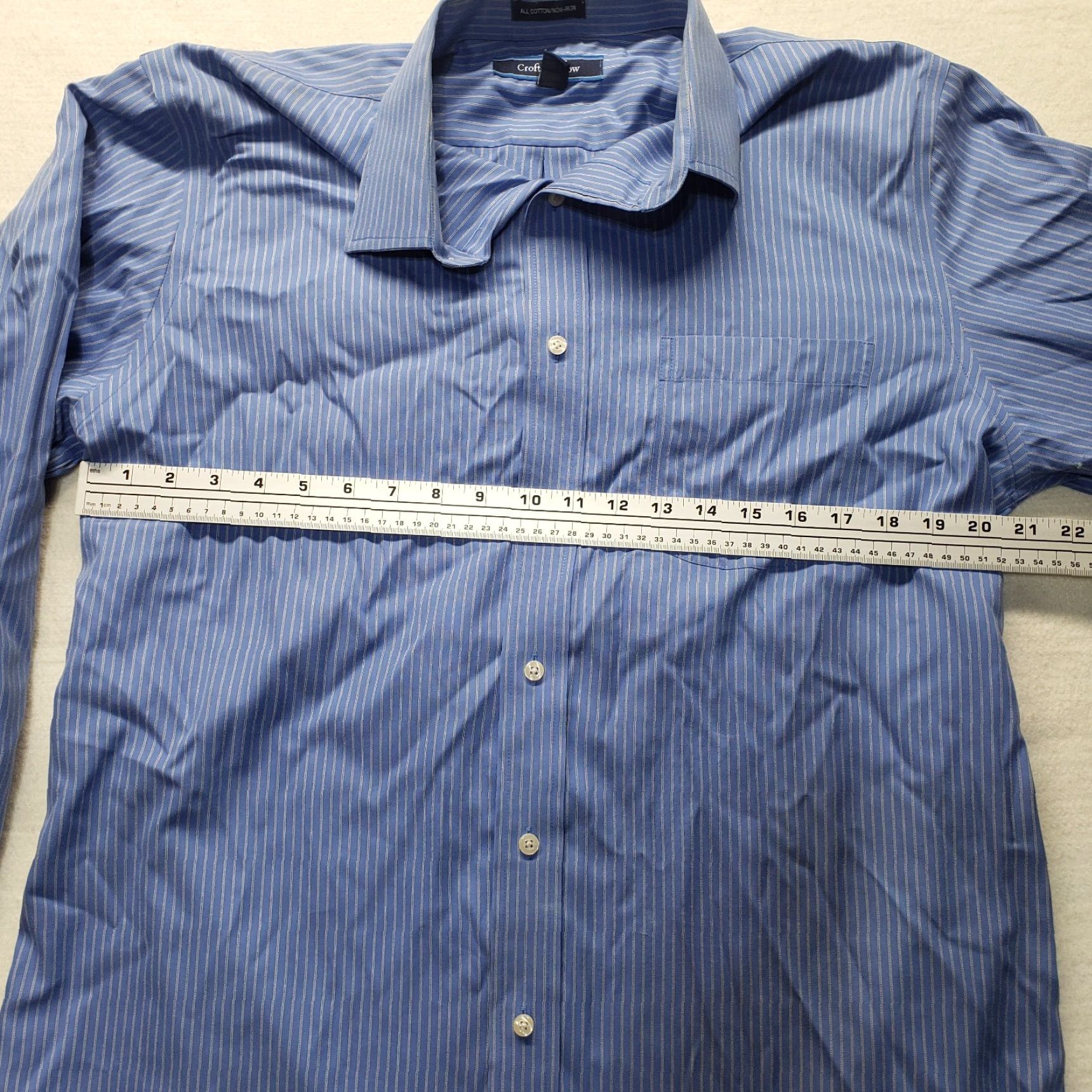 Croft & Barrow Croft & Barrow Shirt Blue Striped Long Sleeve Button-Up Adult Men 16.5 34/35 L White/Blue Colorful 90s? Size US L / EU 52-54 / 3 - 4 Thumbnail