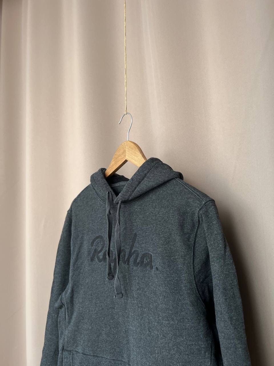 Rapha Rapha Big Logo Hoodie Mens Size M Embroidered Sweater Size US M / EU 48-50 / 2 - 4 Thumbnail