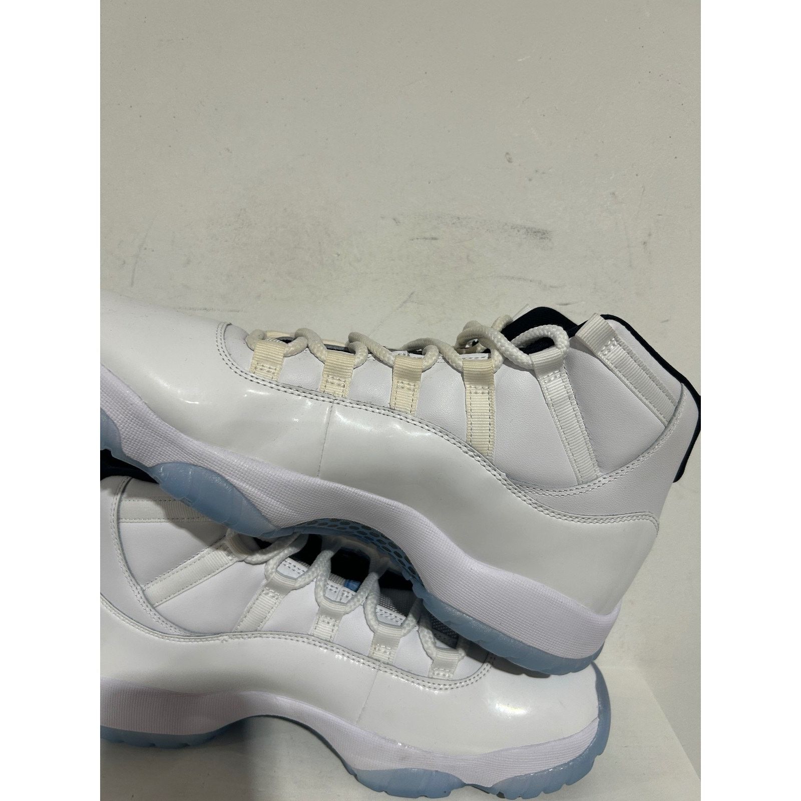 Nike JORDAN 11 RETRO LEGEND BLUE SIZE 10 PREOWNED Size US 10 / EU 43 - 7 Thumbnail