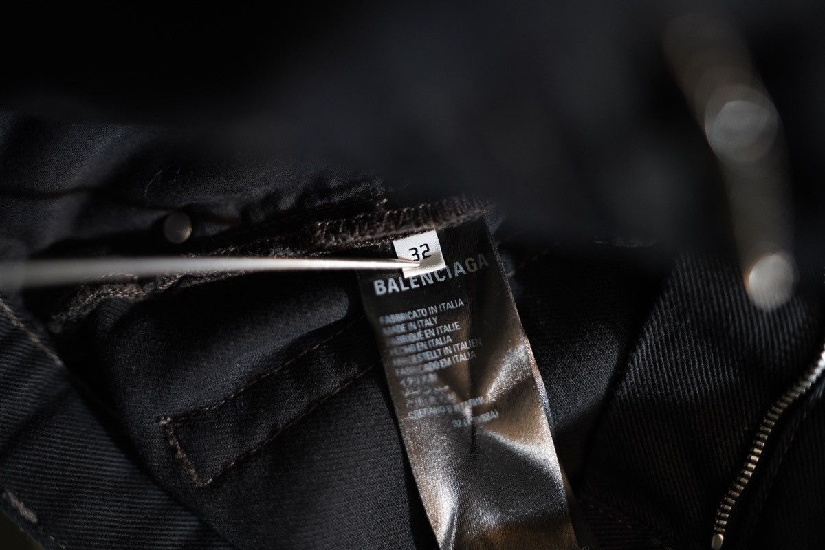 Balenciaga Balenciaga Denim FW/22 Distressed by Demna Size US 32 / EU 48 - 10 Thumbnail
