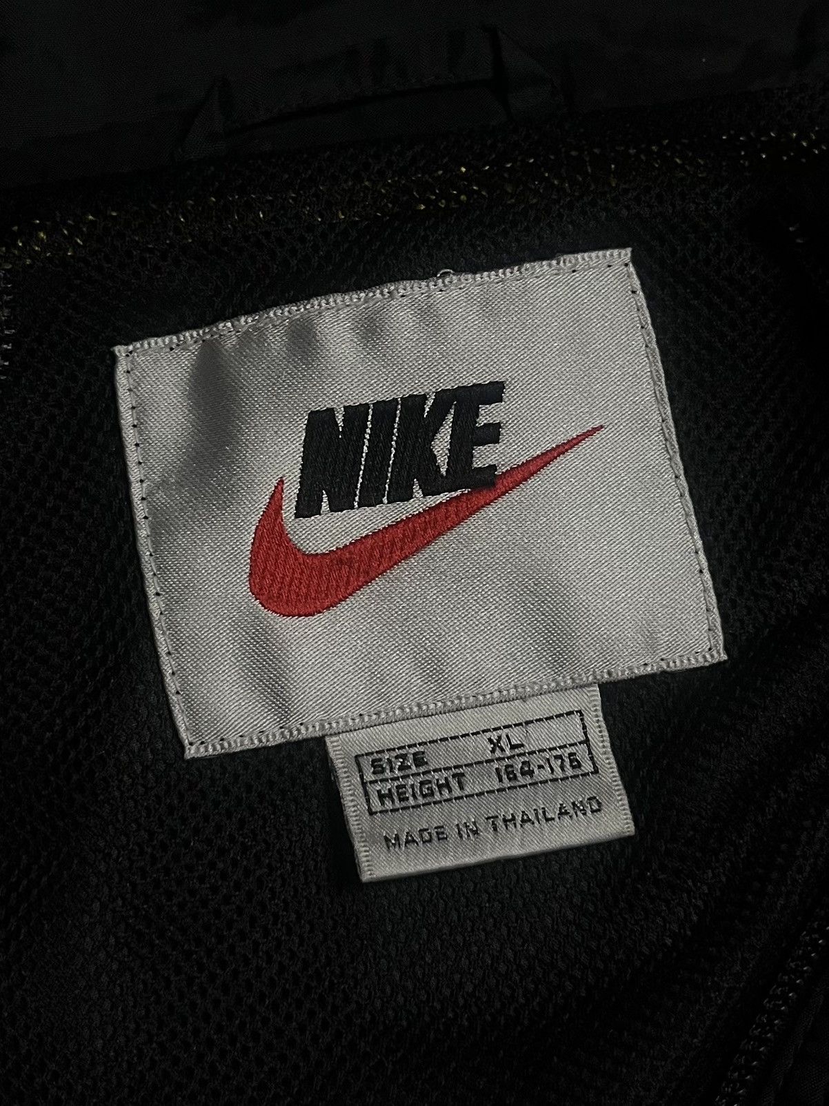 Nike 1997 Borussia Dortmund Windbreaker Jacket Vintage, Fits S Size US S / EU 44-46 / 1 - 5 Thumbnail