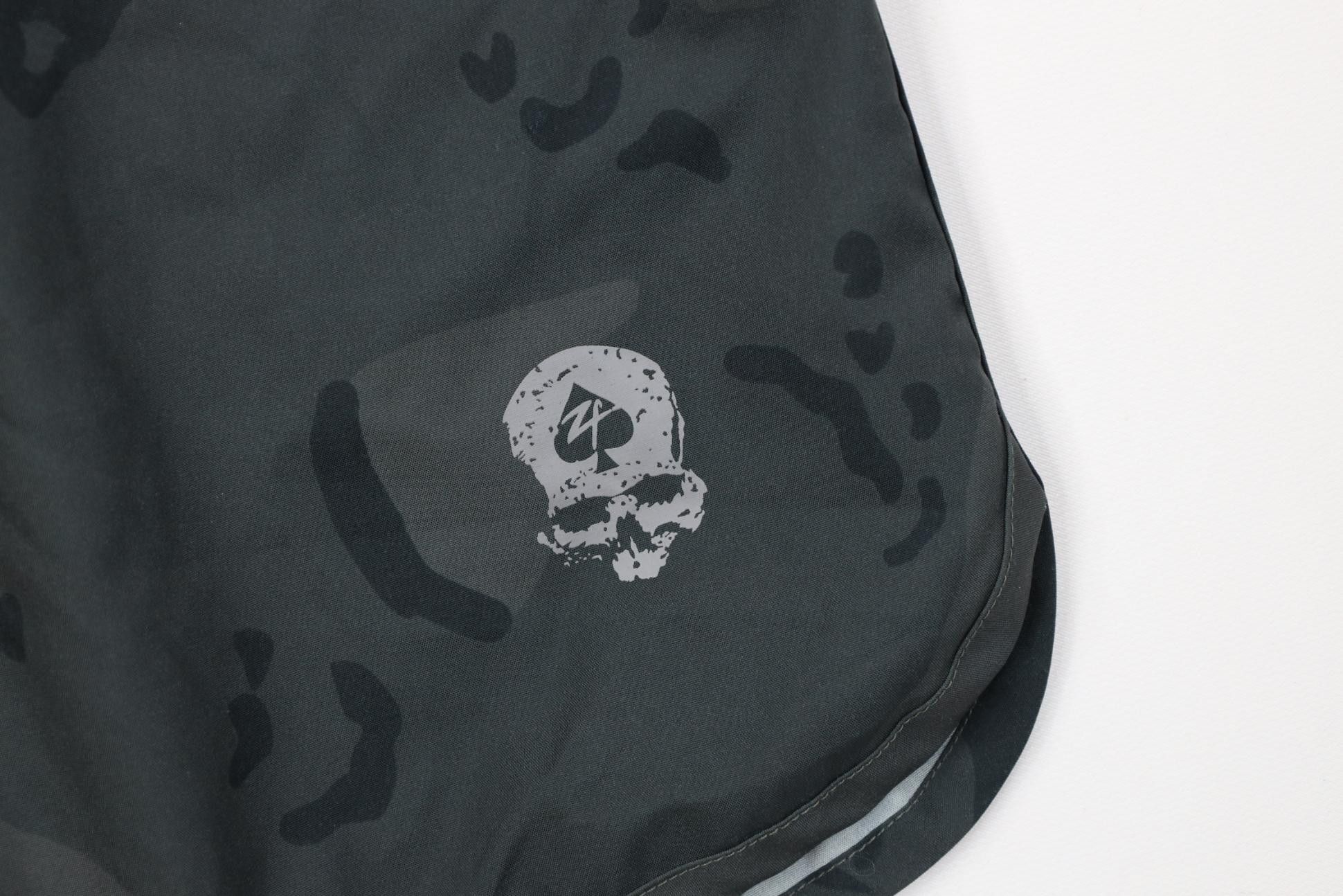 Vintage Zero Foxtrot Above Knee Skull Camouflage Running Gym Shorts Size US 38 / EU 54 - 5 Thumbnail