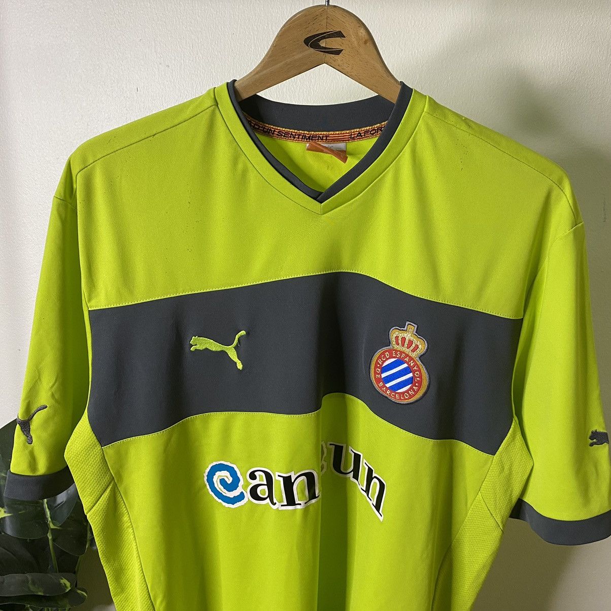 Puma Vintage RCD Espanyol 2012-2013 Away Kit Jersey Size US L / EU 52-54 / 3 - 2 Thumbnail