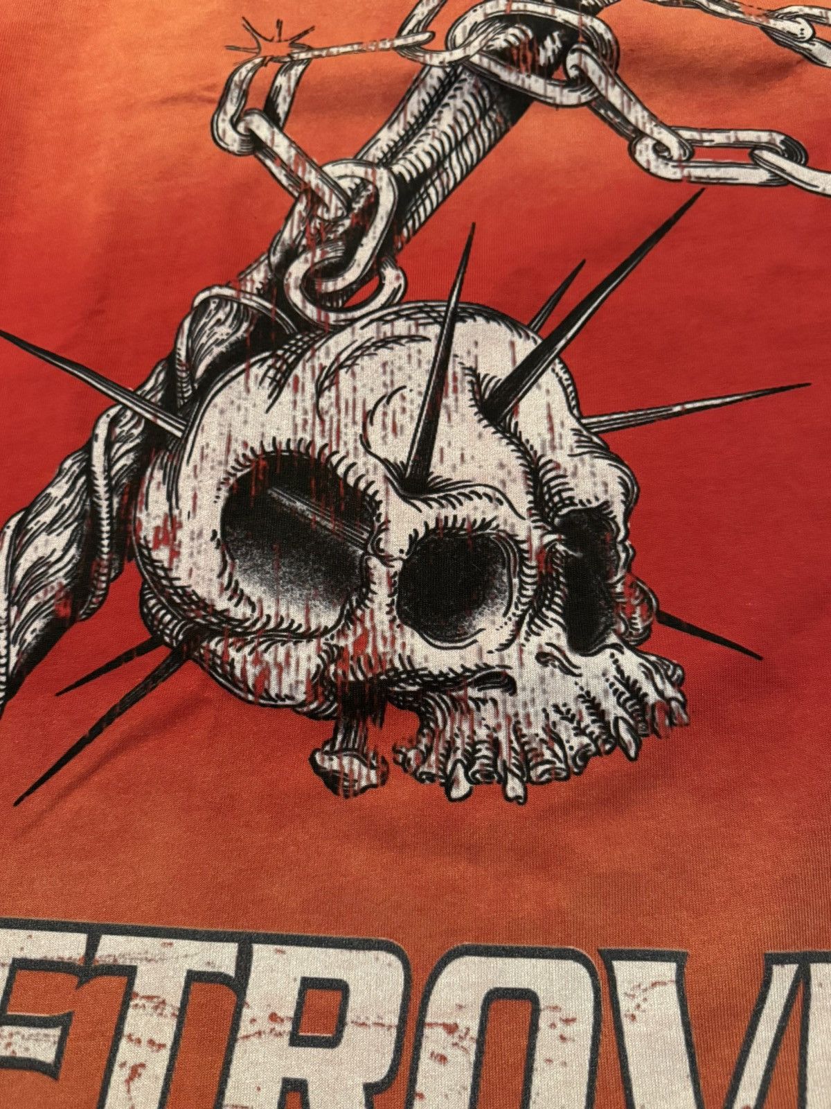 RETROVERT Retrovert Skull Weapon Tshirt Red L Size US L / EU 52-54 / 3 - 4 Thumbnail