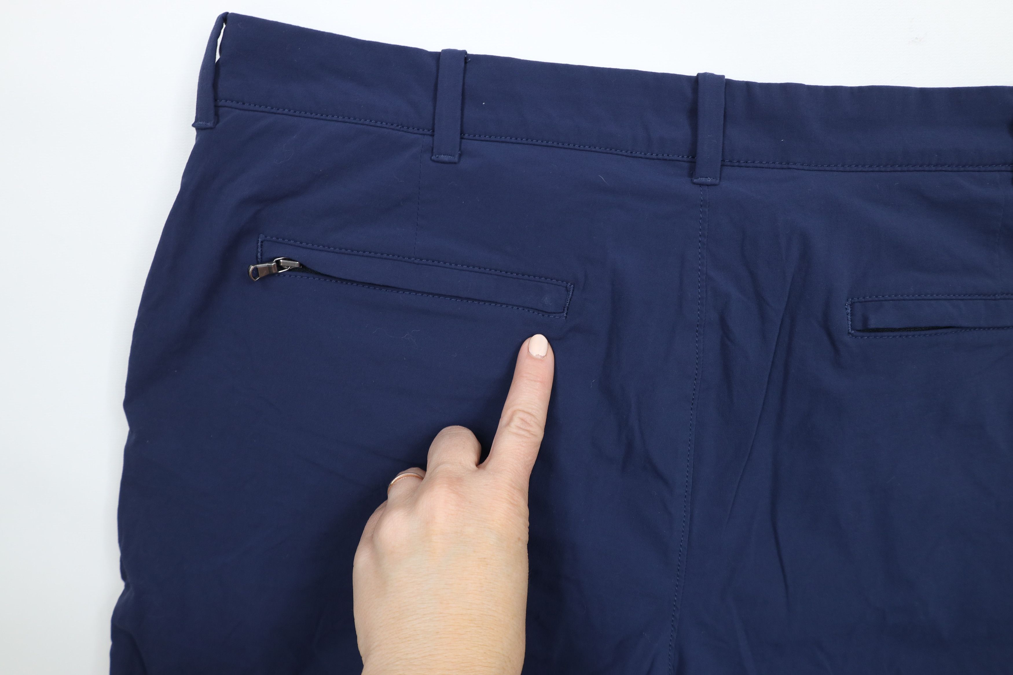 J.Crew × Vintage J Crew Tech Above Knee Golfing Golf Chino Shorts Navy Blue Size US 35 - 15 Thumbnail
