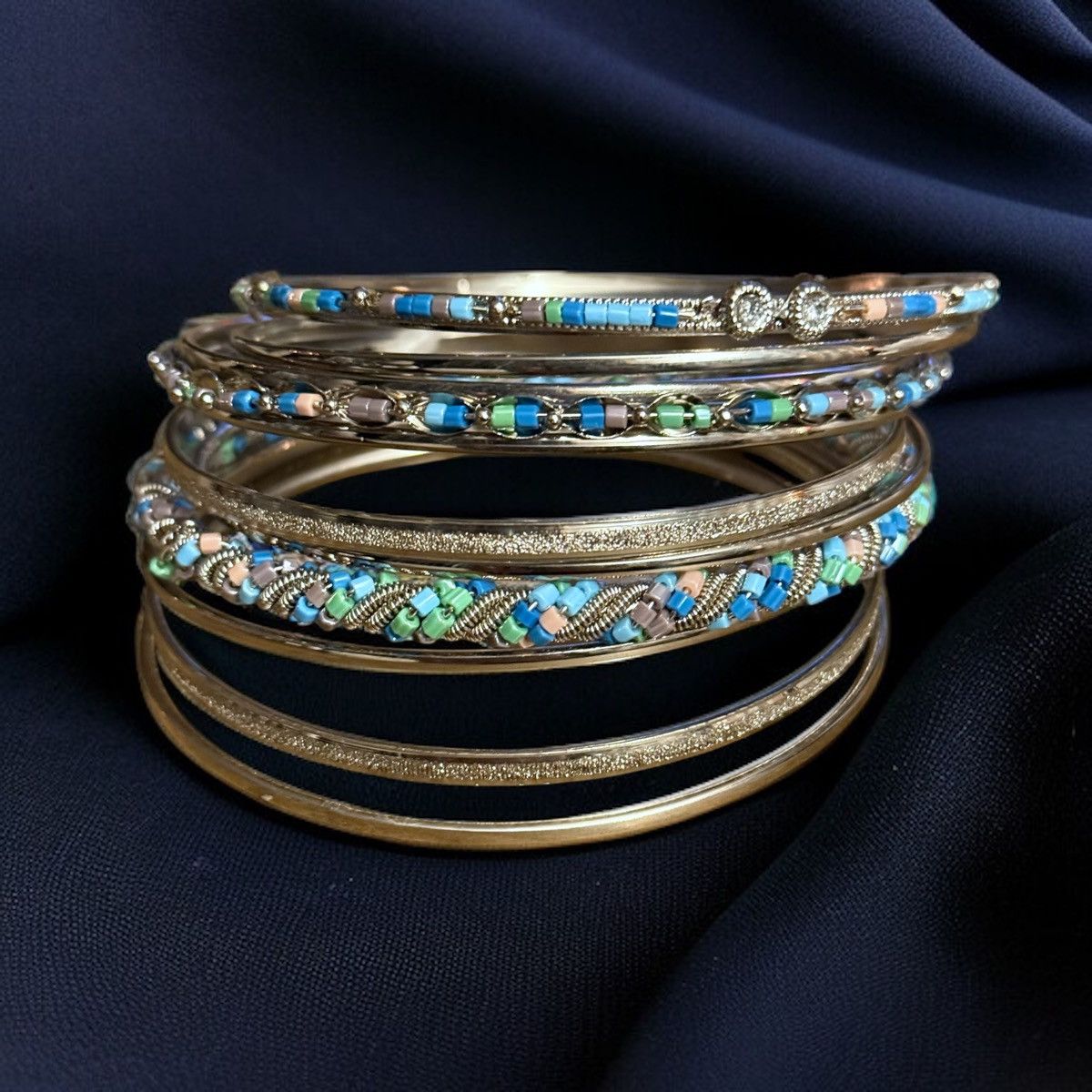 Other Silver tone bangle bracelet set Size ONE SIZE - 1 Thumbnail