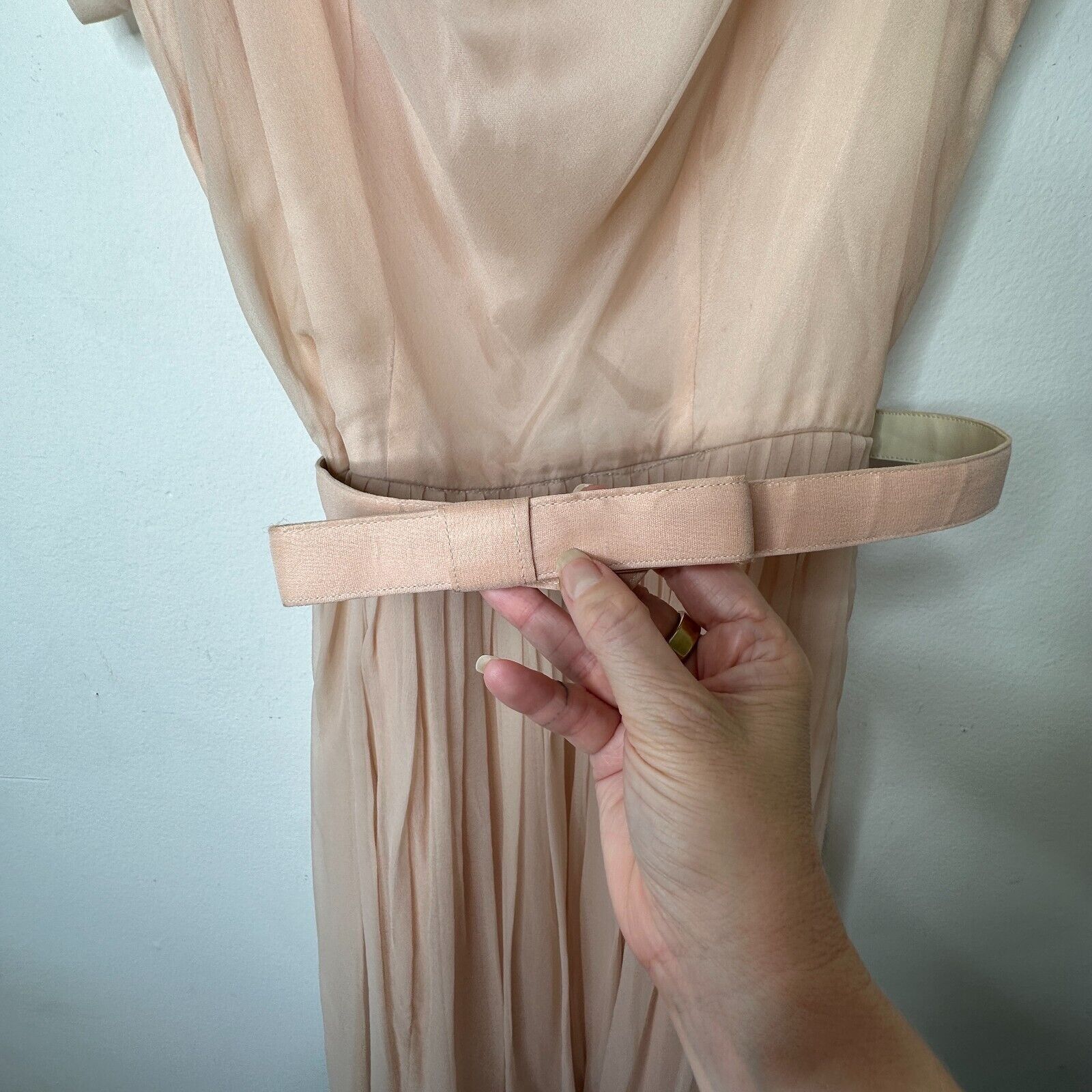 Vintage Vintage Sz 15 Peach Chiffon Pleated Belted Dress Drape Neck Size L / US 10 / IT 46 - 10 Thumbnail