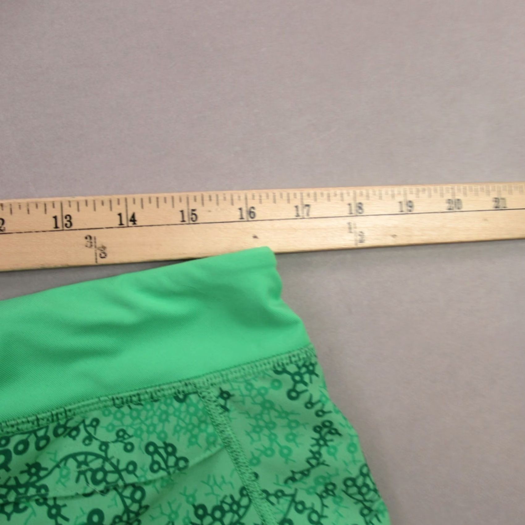 Patagonia Patagonia Skirt Womens Large Midi Flare Green Outdoor Lightweight Pockets Theme Logo Casual Size 36" / US 14 / IT 50 - 7 Thumbnail