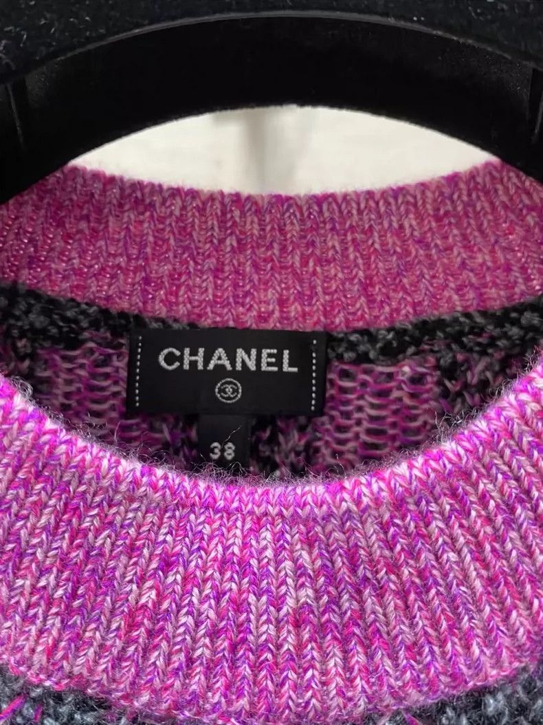 Chanel Chanel Cashmere knitted vest Nextarrow-2505 Size XS / US 0-2 / IT 36-38 - 2 Thumbnail
