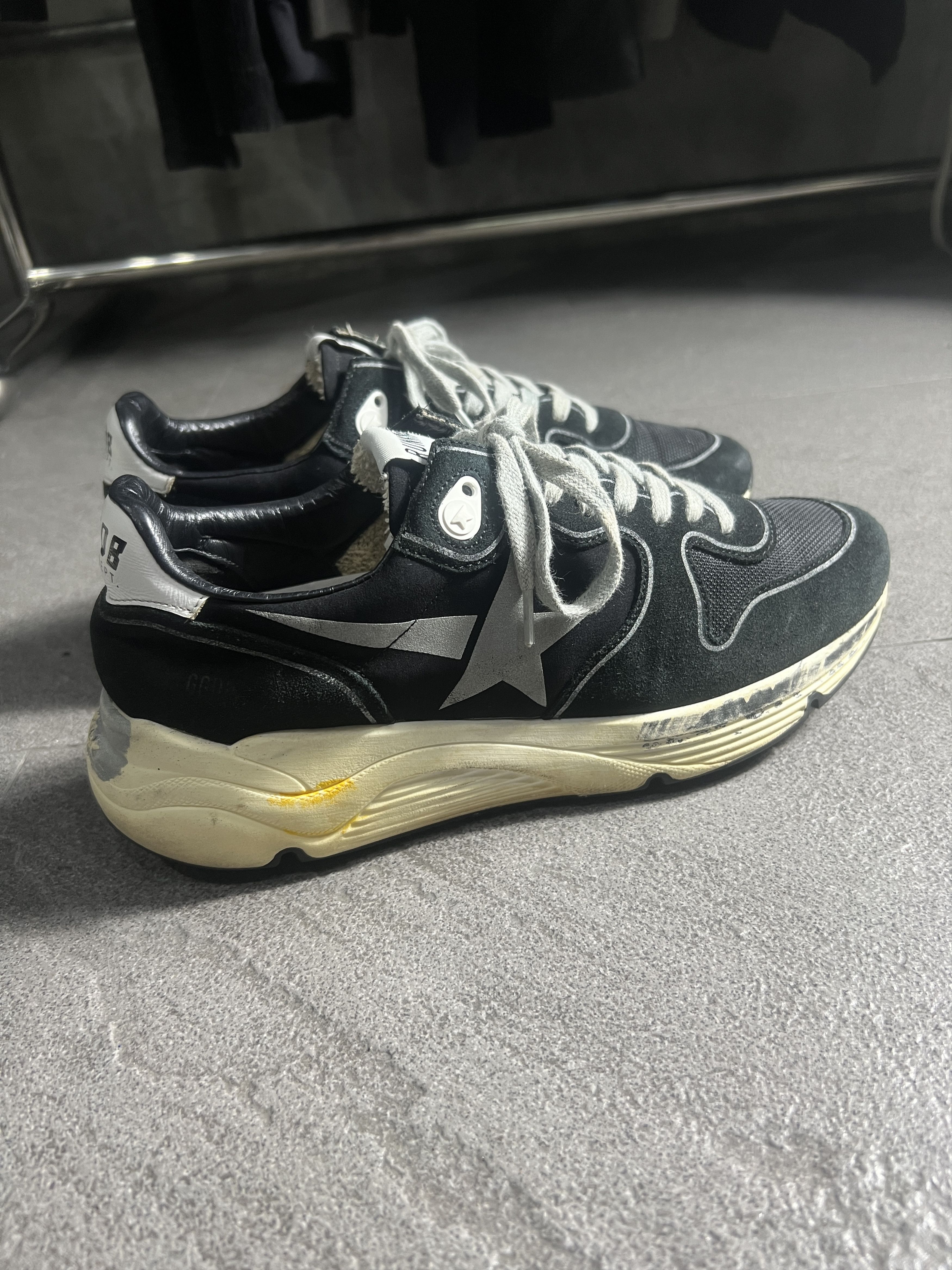 Golden Goose Golden Goose Running Sole Black Silver Star Size 39 Size US 9 / IT 39 - 4 Thumbnail