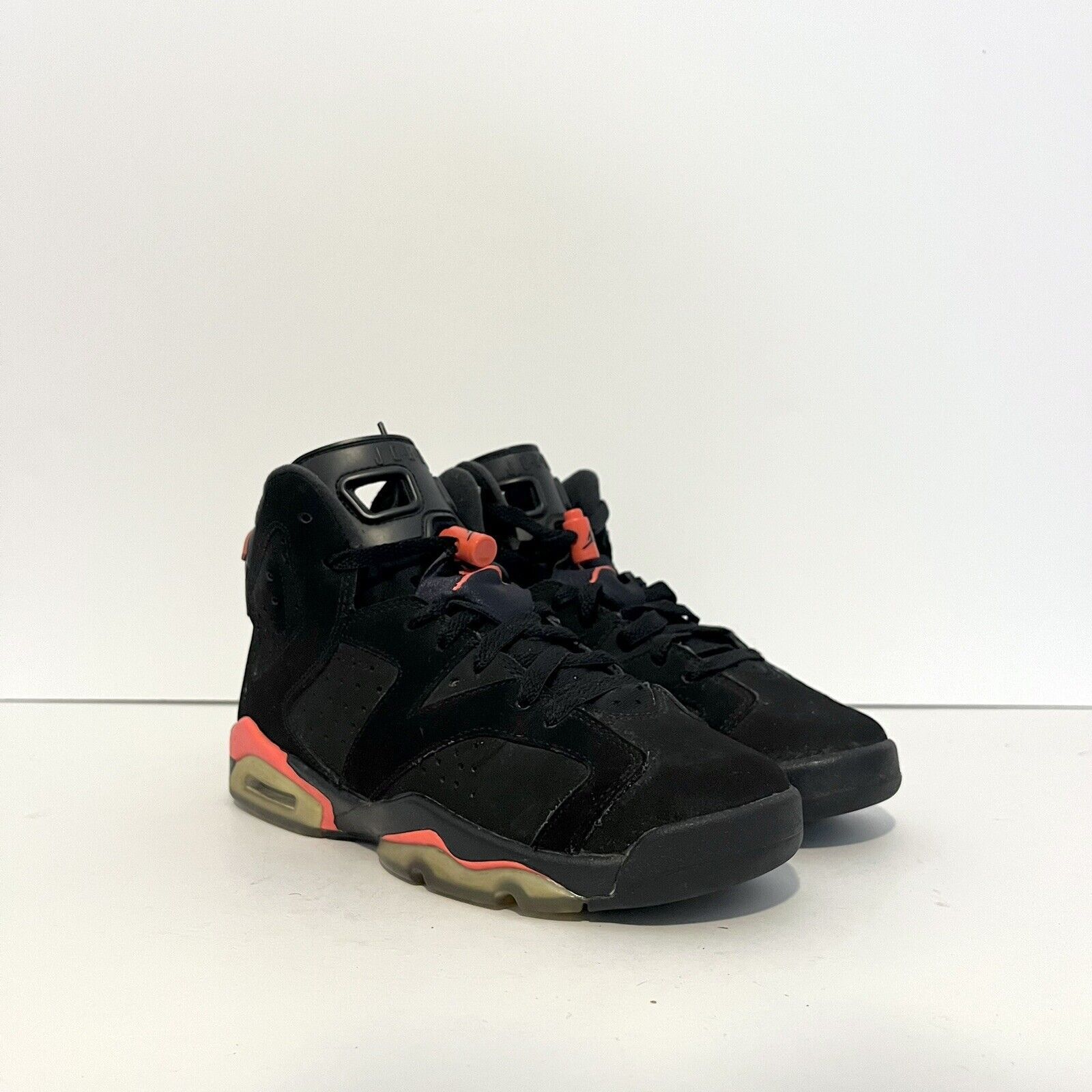 Nike 2014 Nike Air Jordan VI 6 Retro Infrared GS 384665-023 5.5Y Size US 7 / IT 37 - 3 Thumbnail