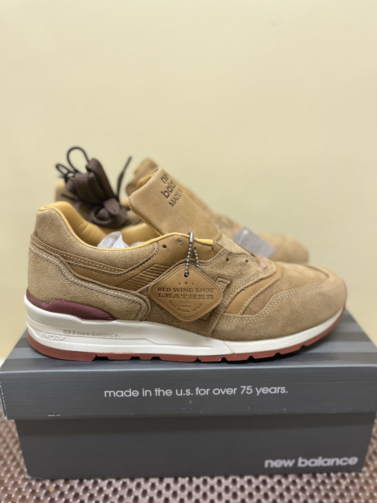 New Balance New balance 997 x red wing Size US 10 / EU 43 - 1 Thumbnail