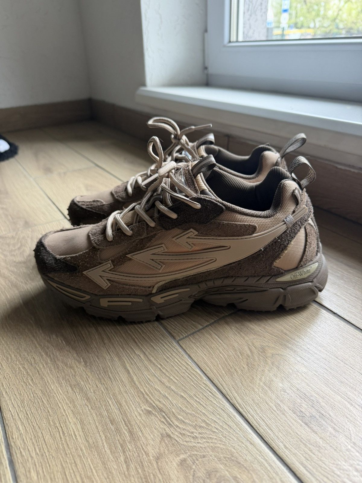 Off-White Off white Be Right Back Size US 11 / EU 44 - 1 Thumbnail