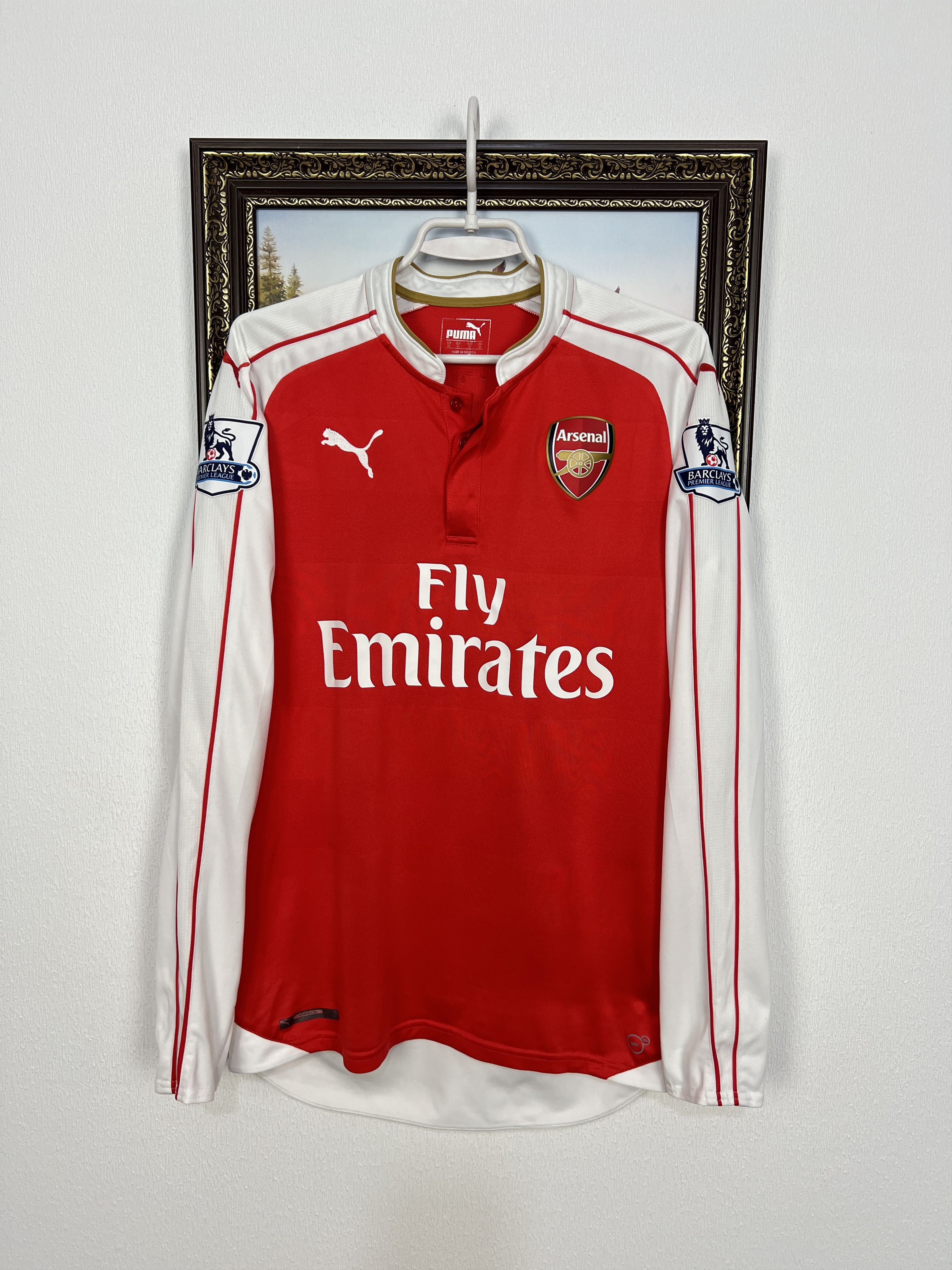 Puma Arsenal Home football shirt 2015 Soccer #17 Alexis Size US M / EU 48-50 / 2 - 3 Thumbnail