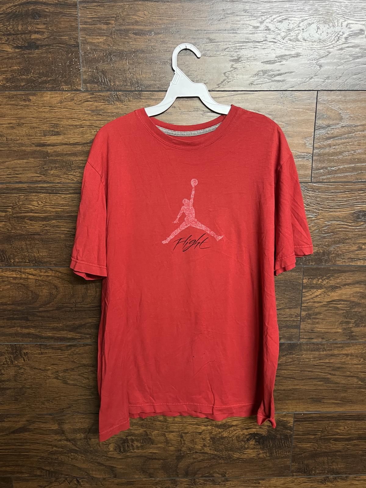 Designer Nike Air Jordan Flight Center Hit Tee Faded Jumpman T-shirt Size US L / EU 52-54 / 3 - 1 Thumbnail