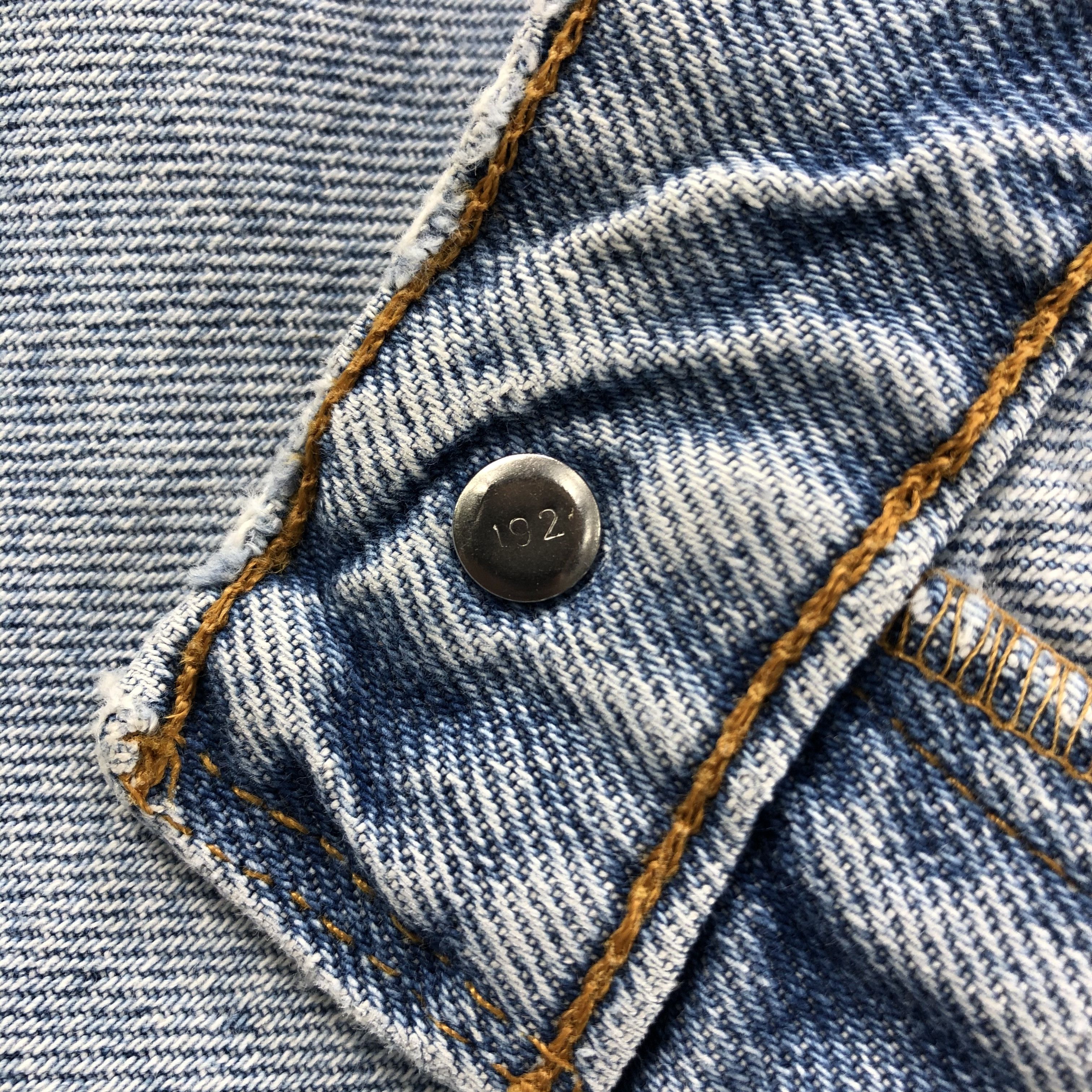 Levi's Vintage 90s Levis 505 Jeans Faded Blue Denim KJ619 Size US 34 / EU 50 - 9 Thumbnail