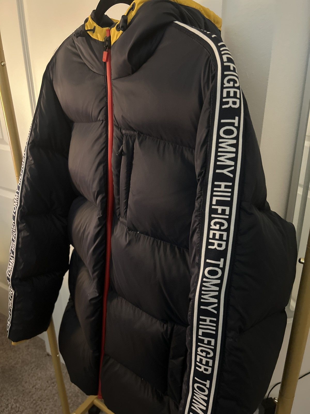 Tommy Hilfiger Tommy Hilfiger Men’s Hooded Alpine Ski Jacket Size US S / EU 44-46 / 1 - 2 Thumbnail