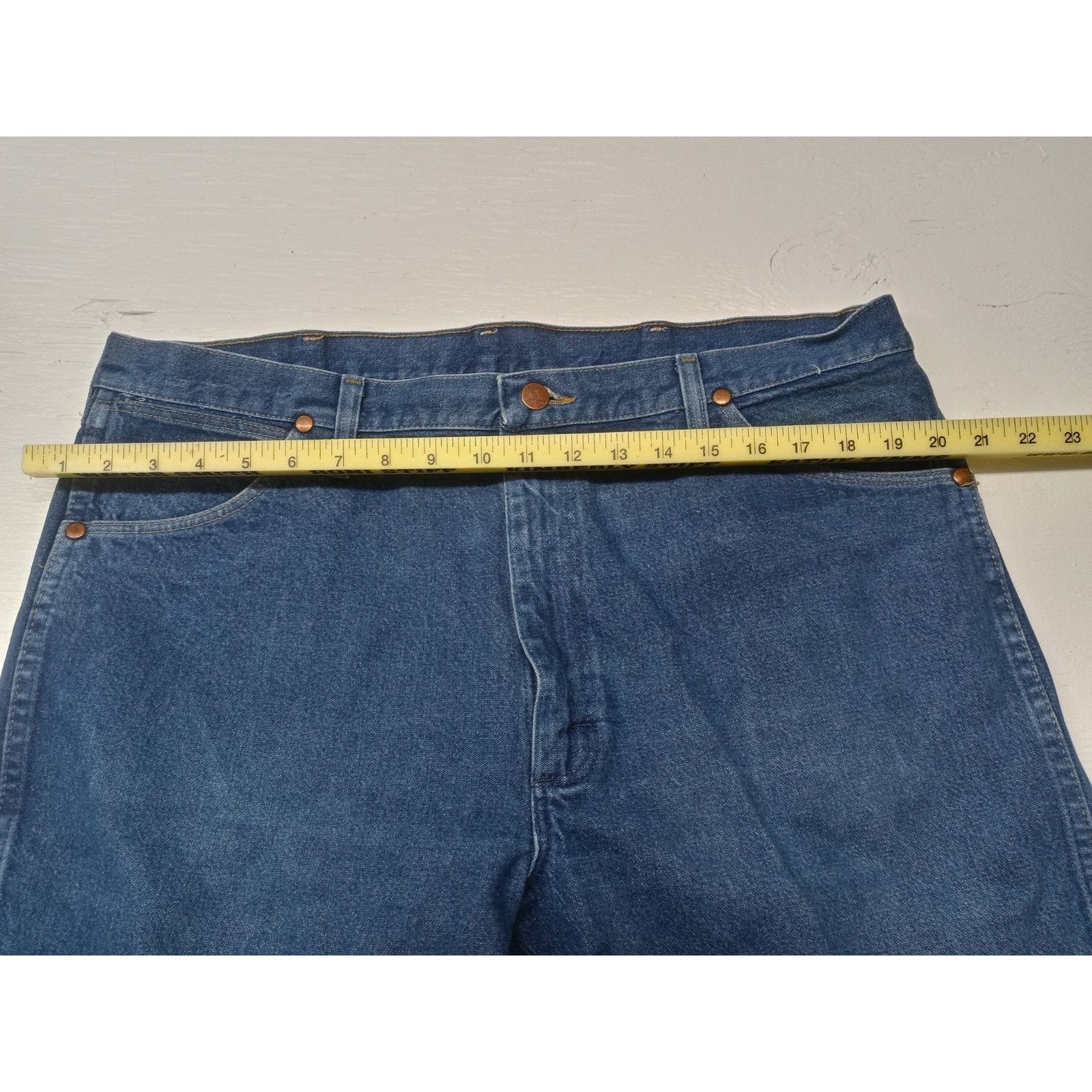 Wrangler Wrangler (38x30) Men's Straight Fit Blue Denim Jeans Size US 38 / EU 54 - 2 Thumbnail
