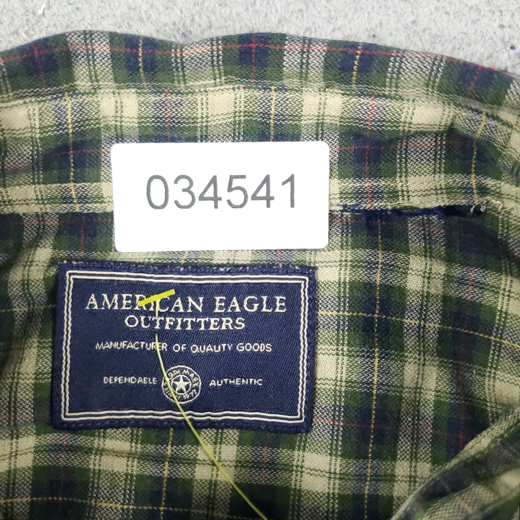 American Eagle Outfitters American Eagle Shirt Mens 2XL Green Plaid Casual Button-Up Long Sleeve Size US XXL / EU 58 / 5 - 6 Thumbnail