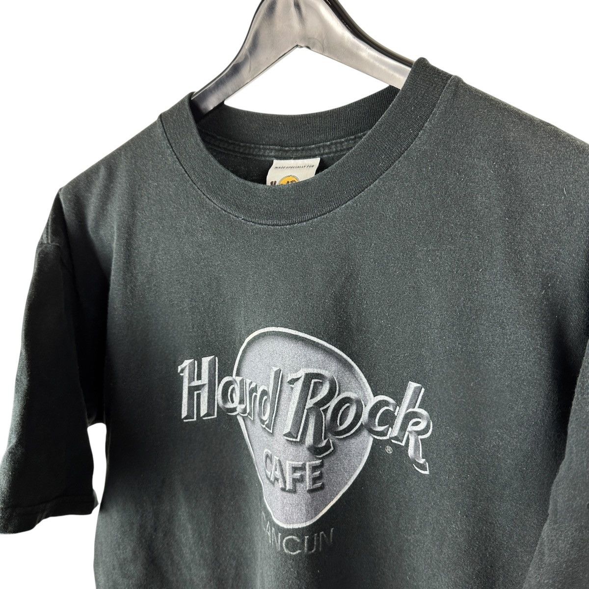 Hard Rock Cafe × Vintage Vintage 90s Hard Rock Cafe Cancun Logo Shirt Size US L / EU 52-54 / 3 - 6 Thumbnail