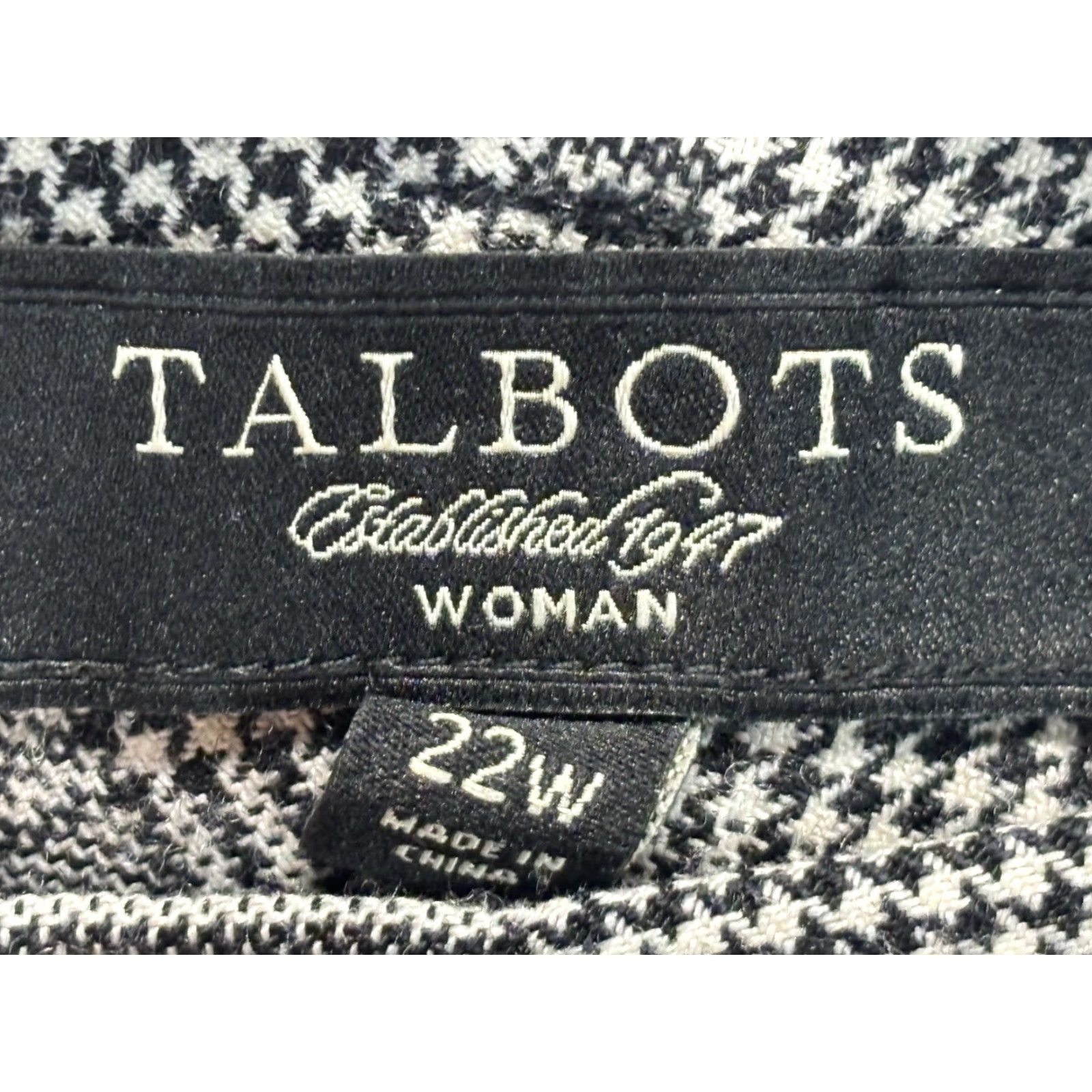 Talbots VINTAGE Talbots Heritage Dress Pants Plaid Wool Blend 22W Women Plus Pants Black White Career Womens Size 40" / US 18 - 6 Thumbnail