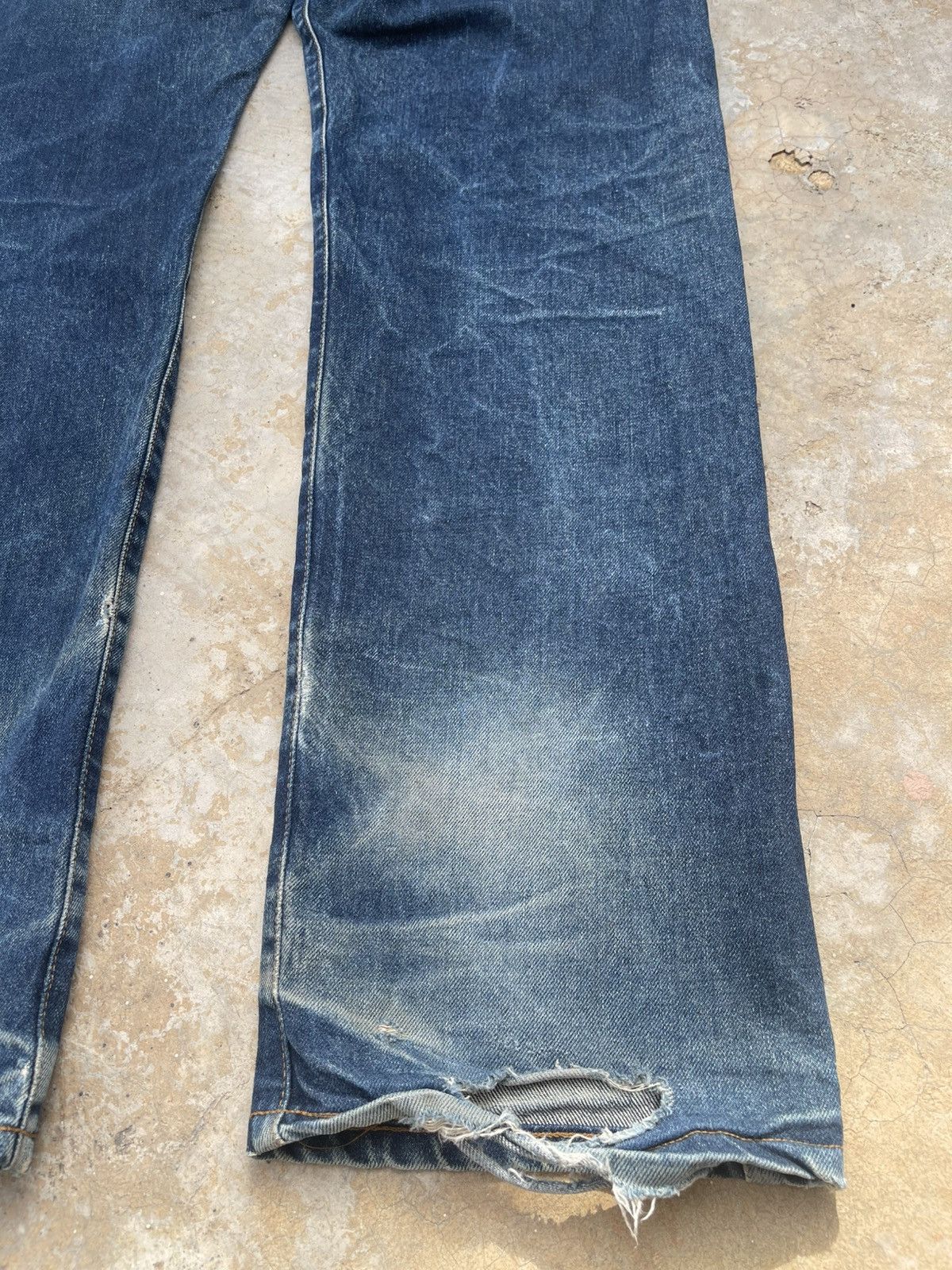 Eddie Bauer Vintage Eddie Bauer Distressed Denim Size US 34 / EU 50 - 15 Thumbnail