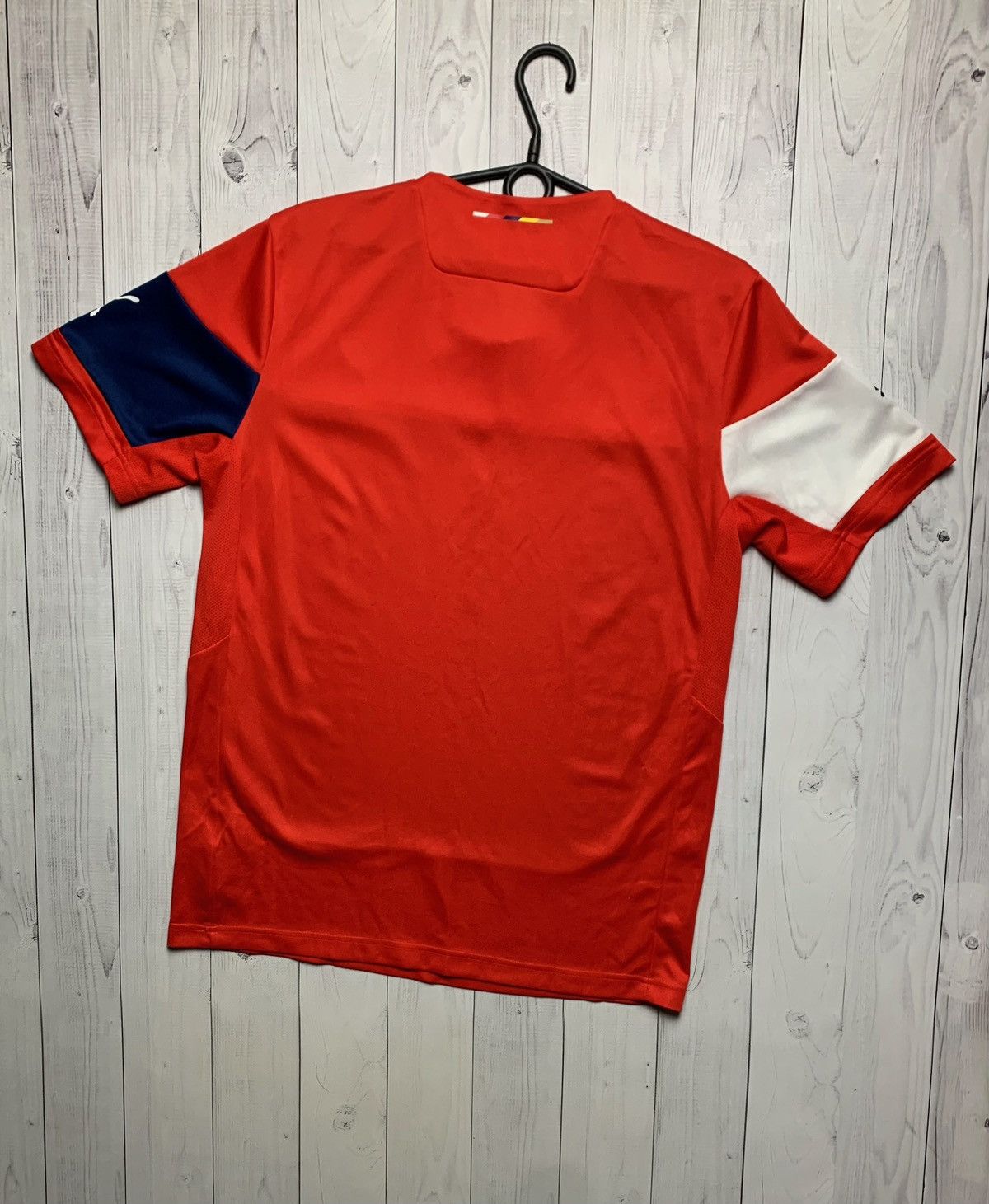 Puma × Vintage Vintage puma Arsenal soccer jersey size M logo rare Size US M / EU 48-50 / 2 - 3 Thumbnail
