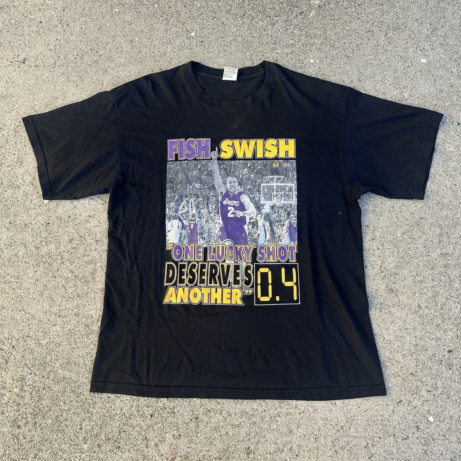 NBA × Vintage Vintage 2004 Los Angeles Lakers Derek Fisher Swish T-Shirt Size US XL / EU 56 / 4 - 3 Thumbnail